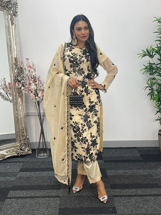 “Tooba” Ivory Chiffon Sitari - W