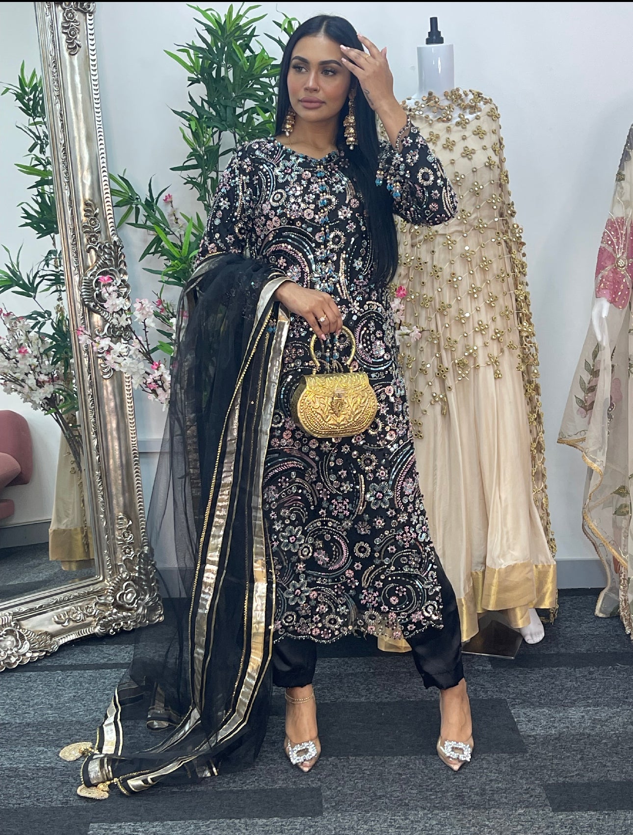 Bindi - Black