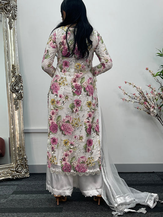 Kareena - Cut Dana Net- White - Karina