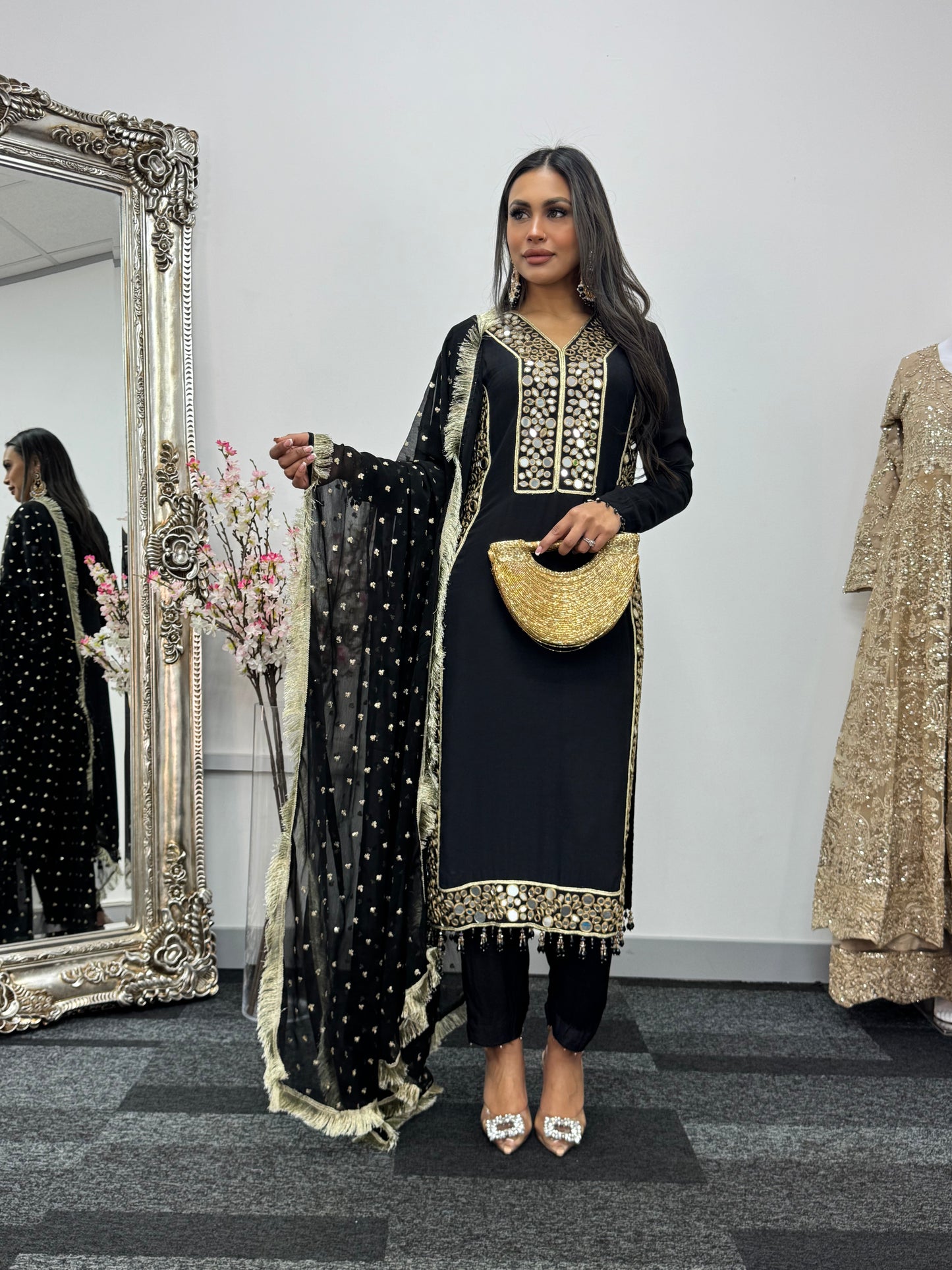 Jhilmil - Mirror Black - H