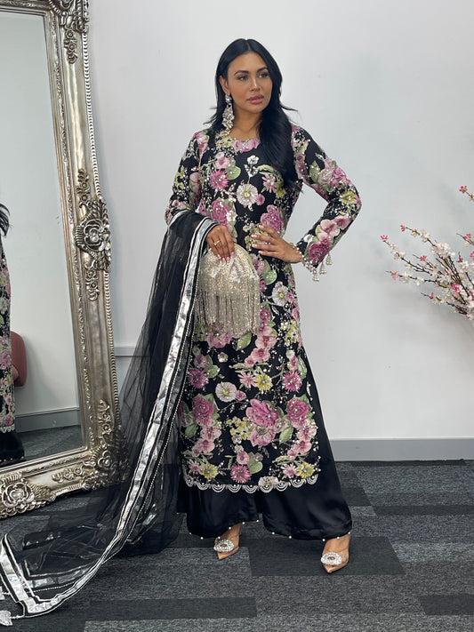 Kareena - Cut Dana Net- Black - Karina