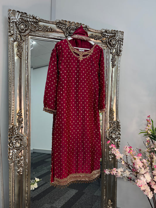Parwana - red - maroon