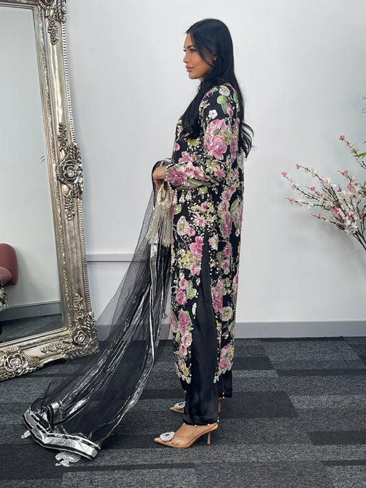 Kareena - Cut Dana Net- Black - Karina