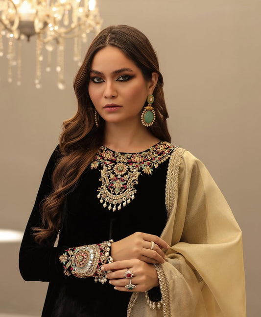 (Pre Order 3/4 Weeks) “sawan” Velvet Pret Black Party Wedding Outfit