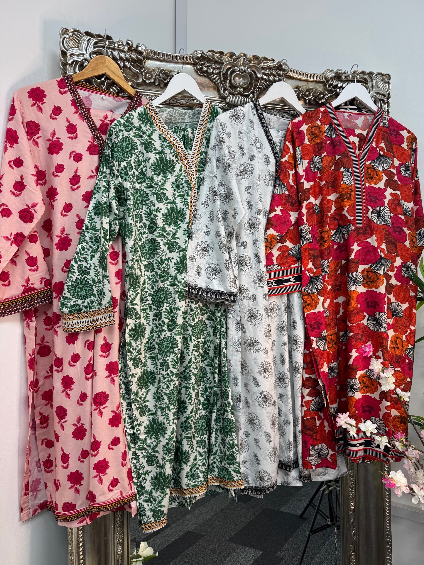 Daily Wear - 2 PC Printed Linen -Pink Roses