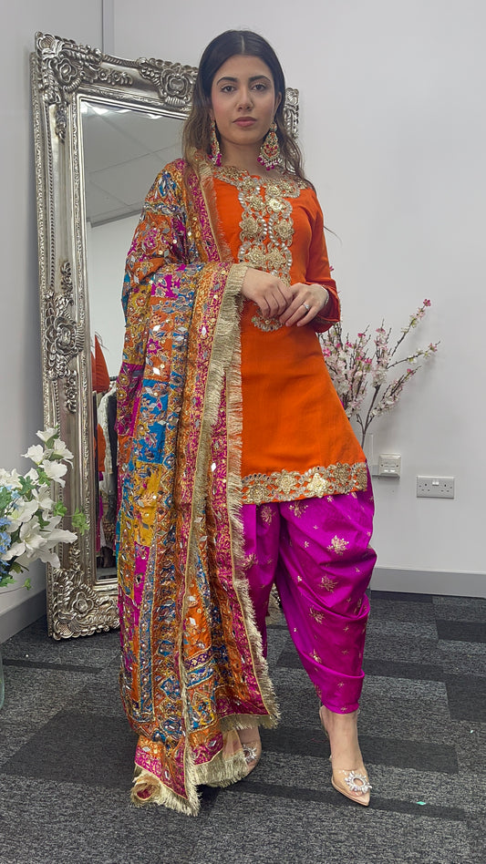 Dhoti Sheesha - Punjabi Shalwar Suit - S