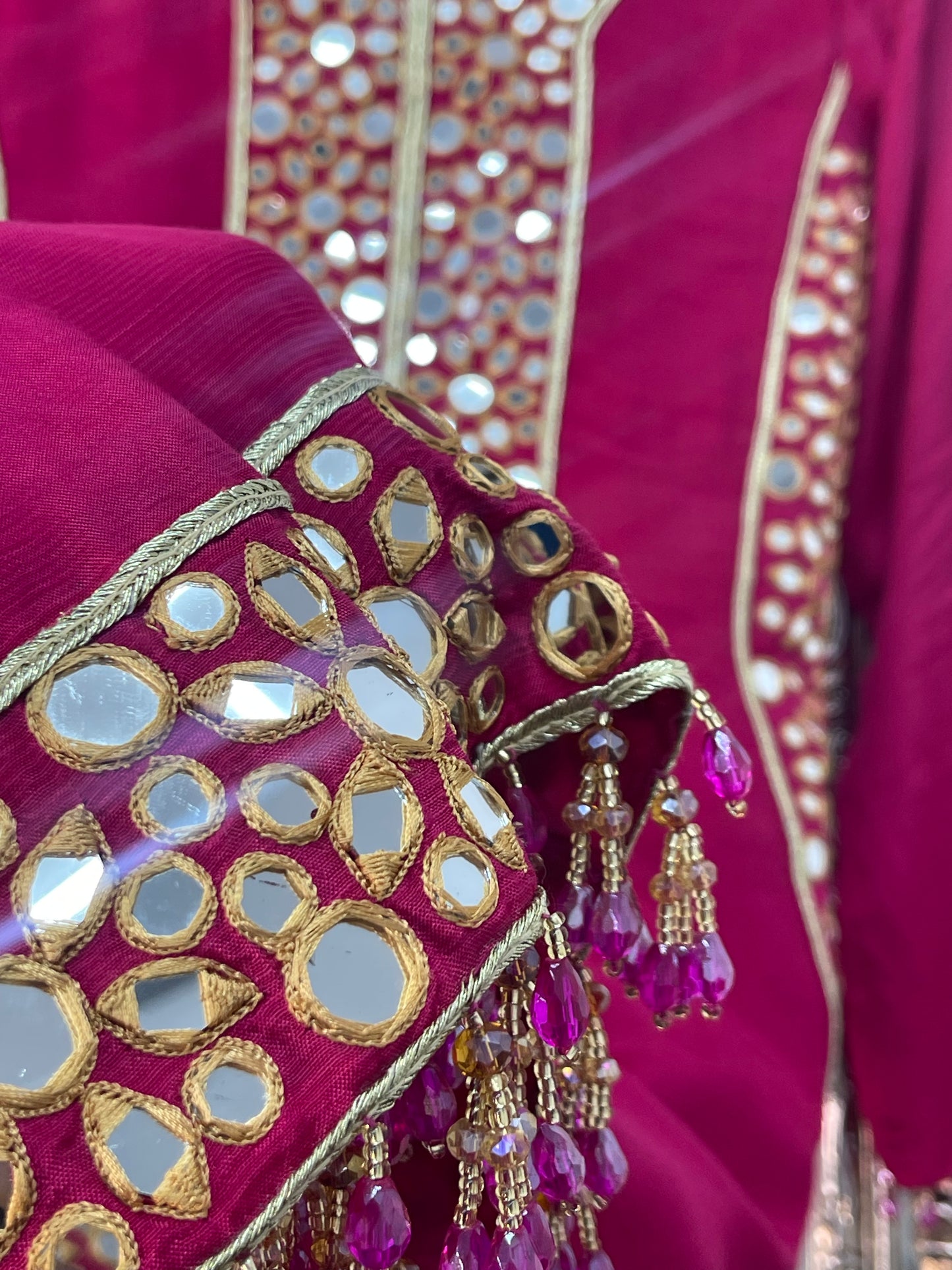 (Preorder 4 weeks) Jhilmil - Mirror Hot Pink