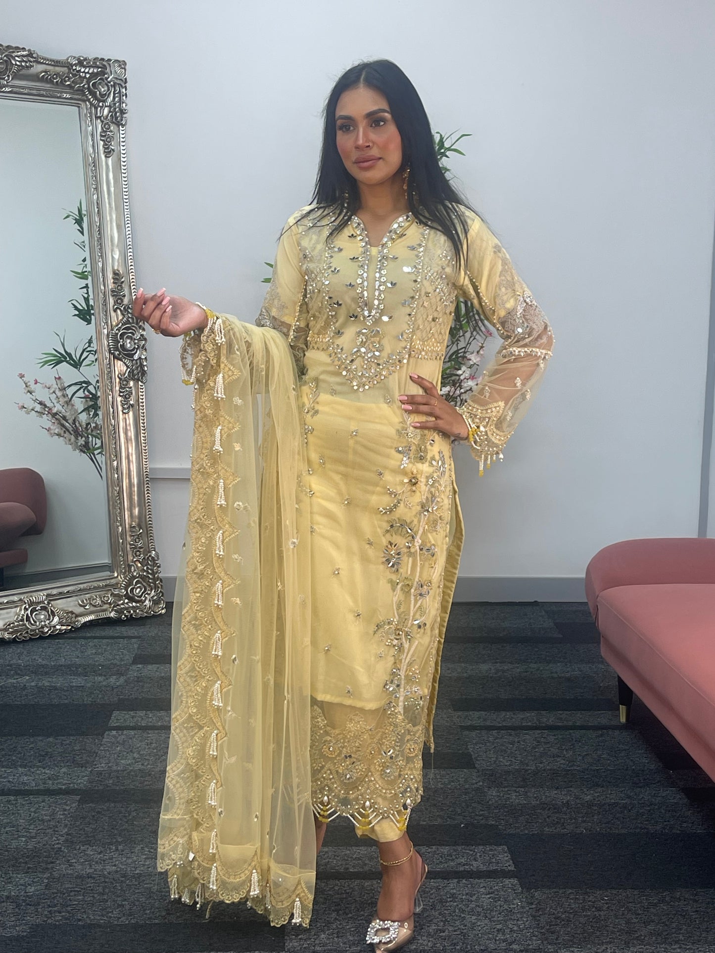 Butter Yellow - Zaha