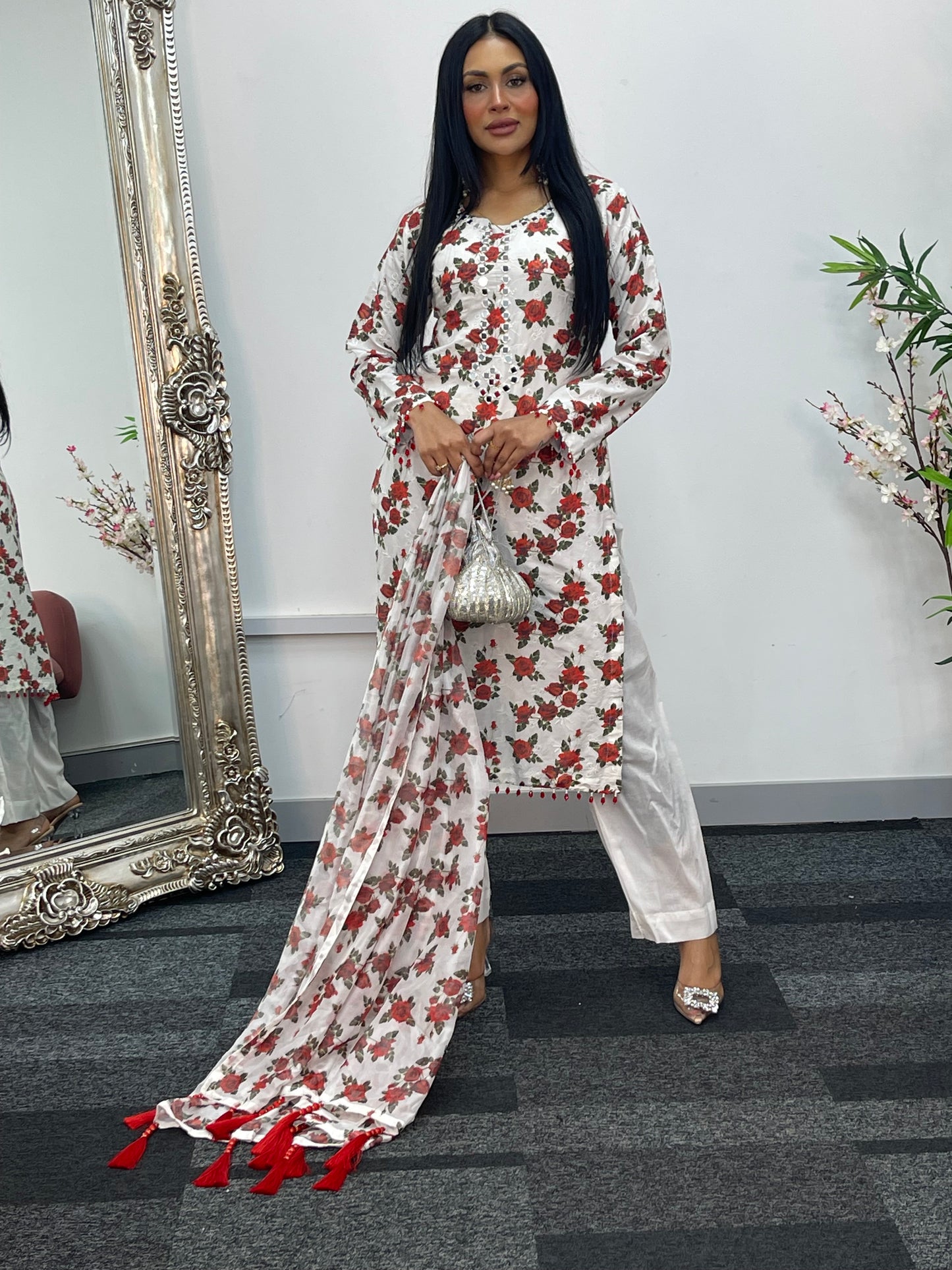 Swiss Lawn - chikankari - S