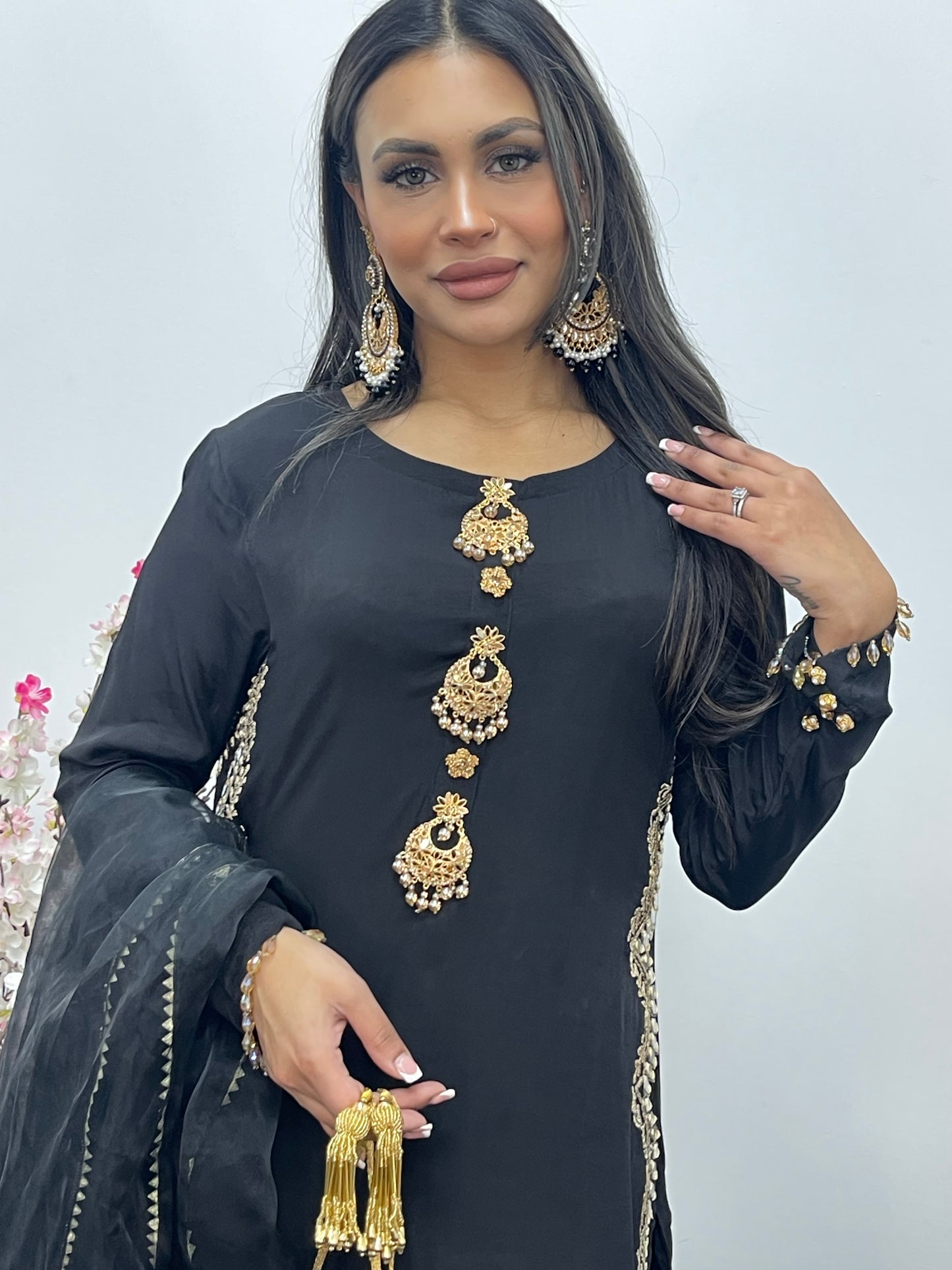 Sheesh Mahal - Black