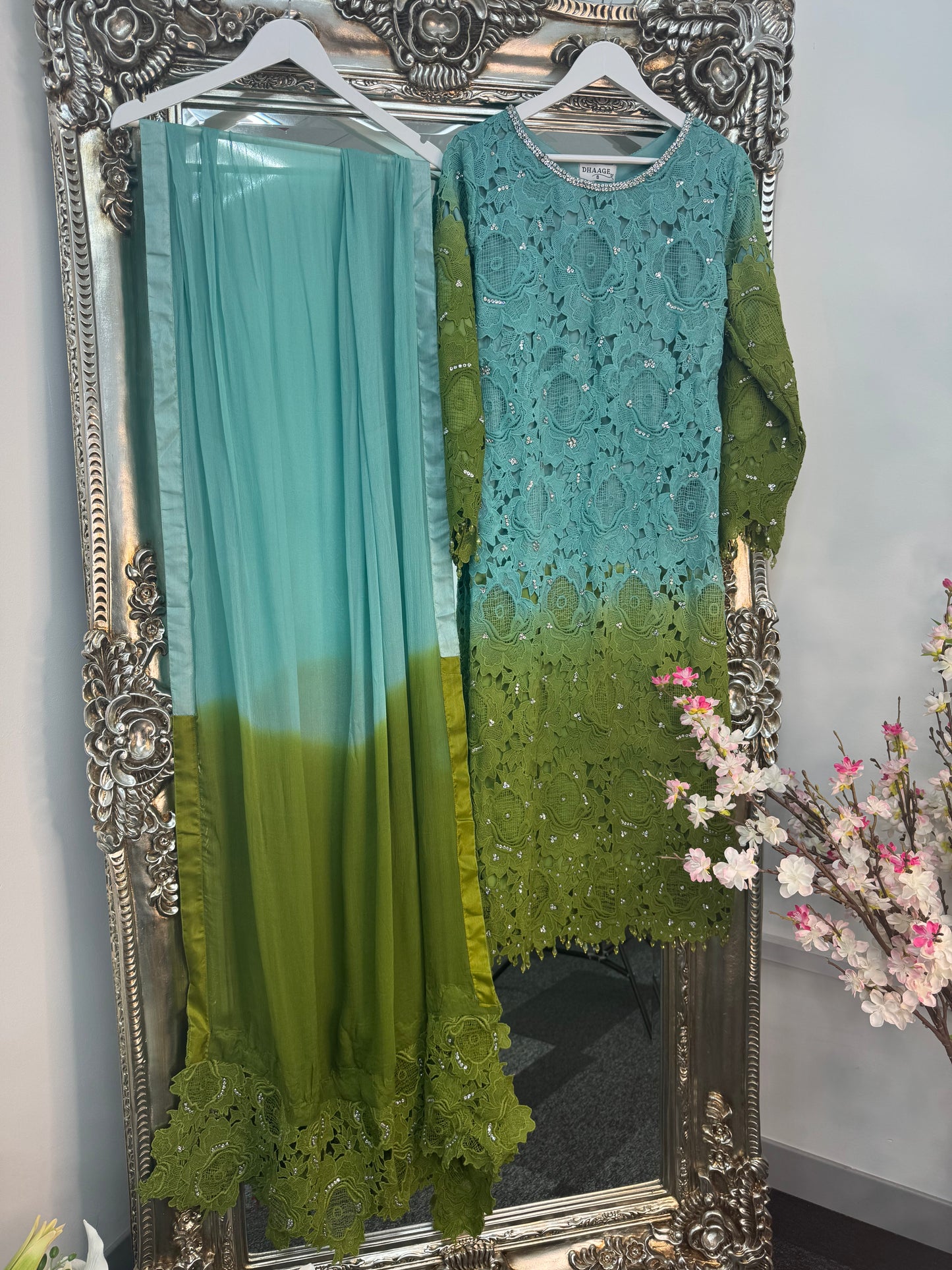 Parisa - Ombre Lacy Crochet -