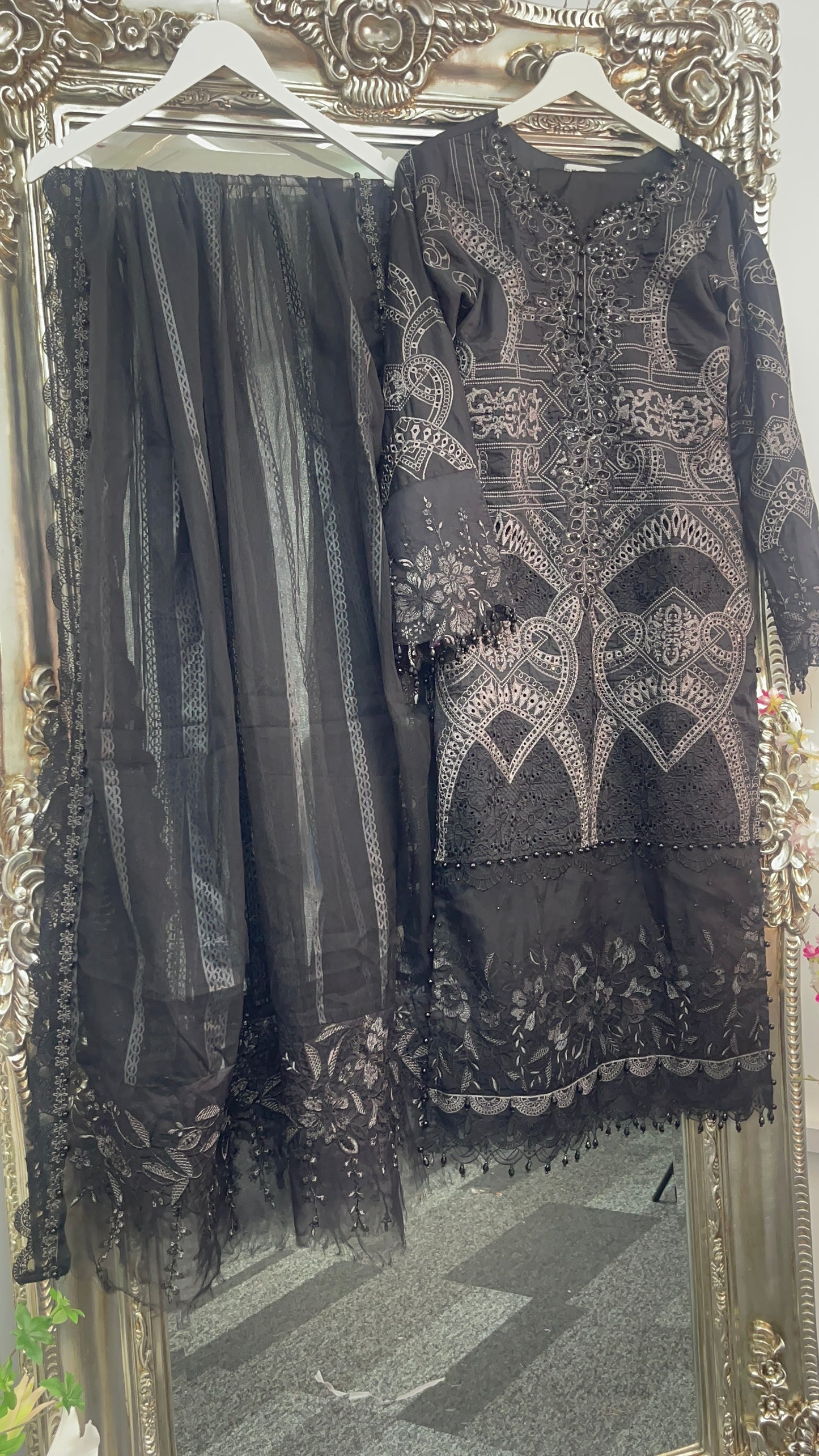 Maria B Inspired - Luxury Lawn 25 -