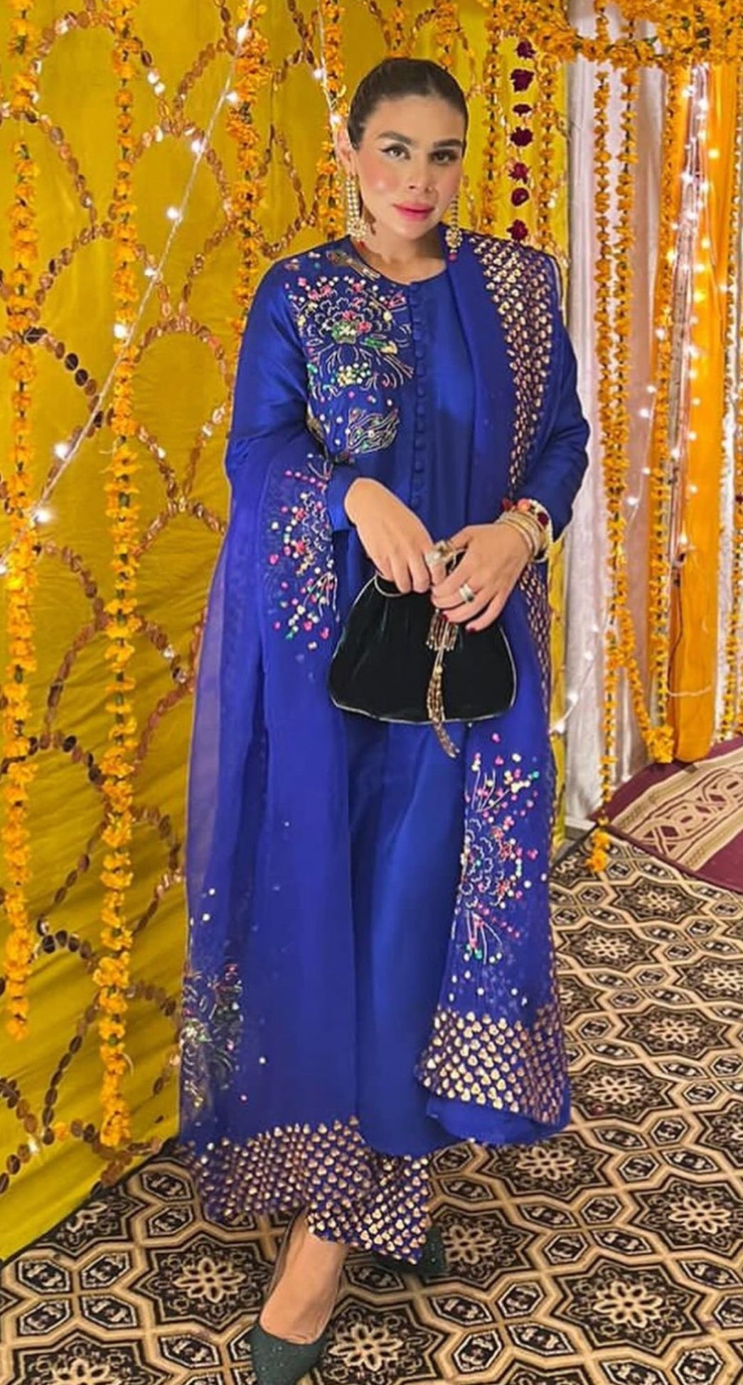 Phul Jhari - Blue Pret -