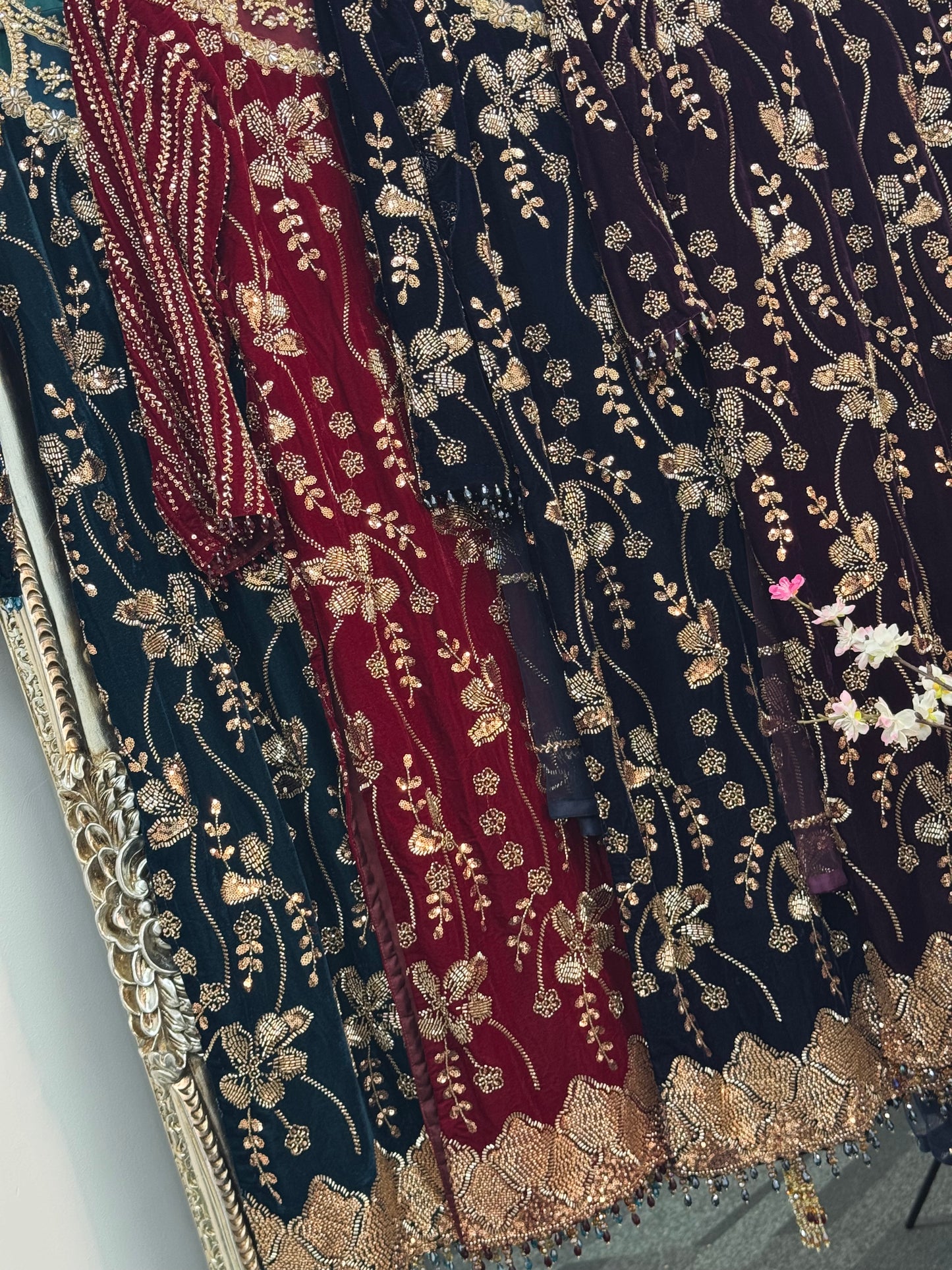 Zeba - Cutdana Velvet- Navy