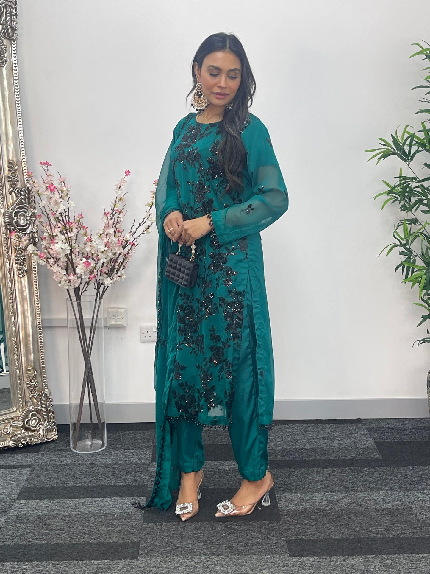 “Tooba” Green Chiffon Sitari - W