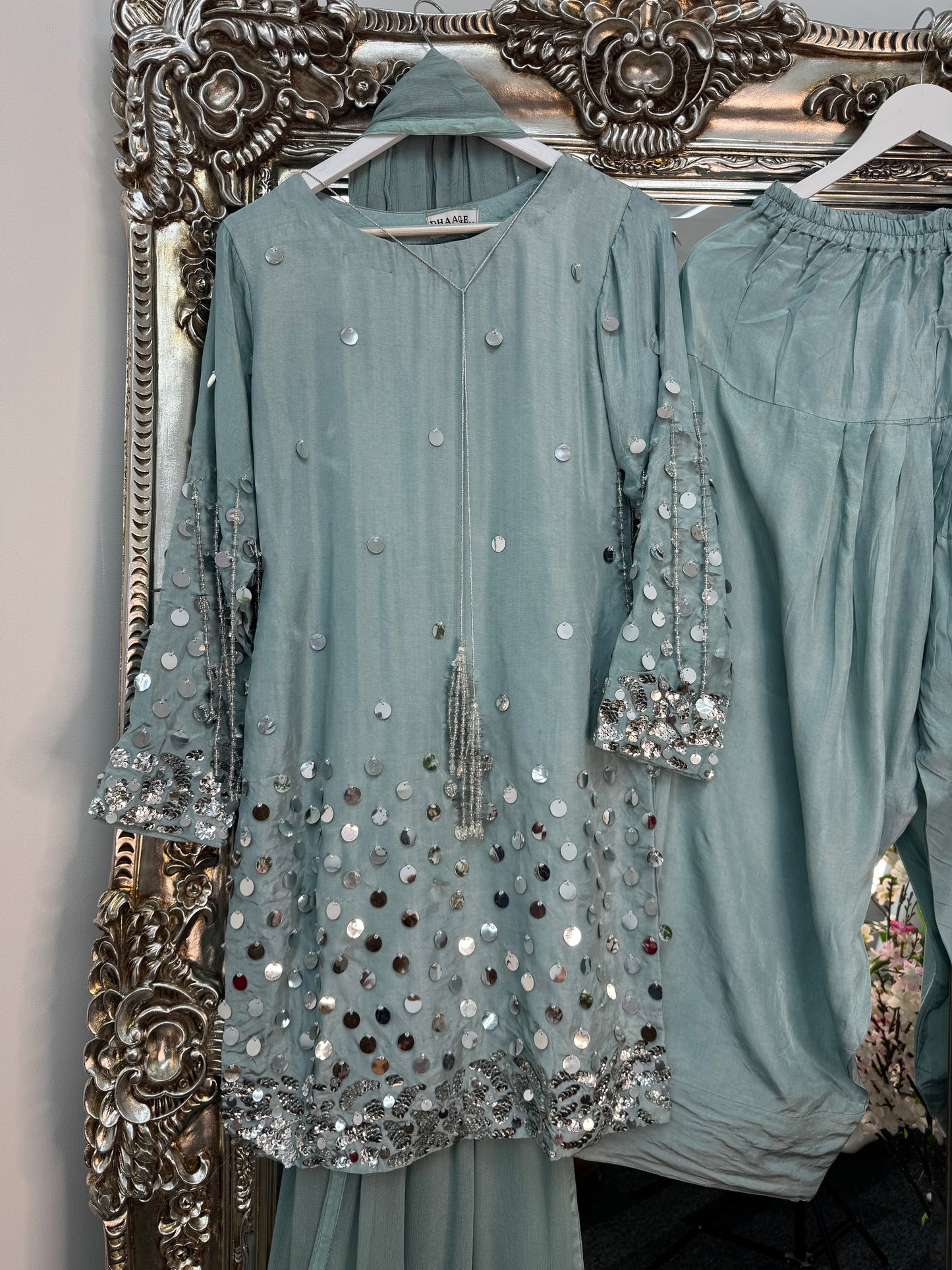 (Preorder Now 4 weeks) Afshan - Mint