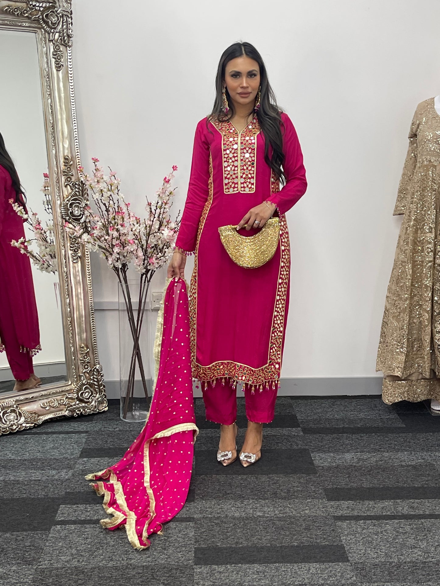 (Preorder 4 weeks) Jhilmil - Mirror Hot Pink