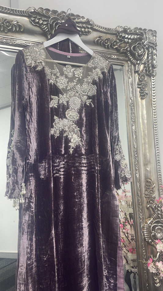 (Preorder only) Lilac-ious - Lilac Beauty -Velvet Party Wear