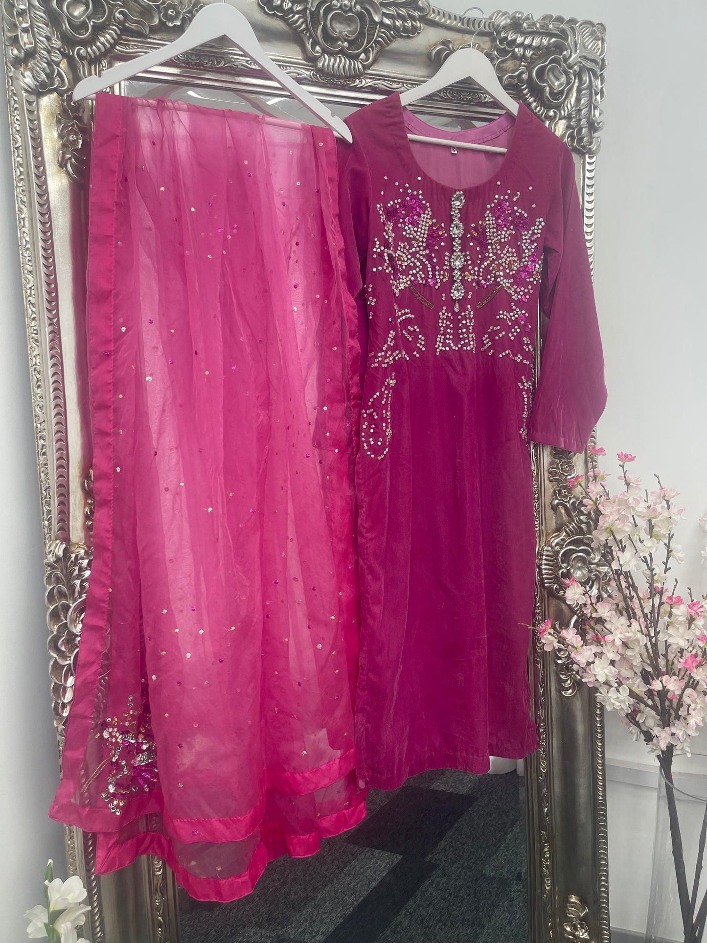 Rang e Gulaab - Hot Pink Velvet - AA -