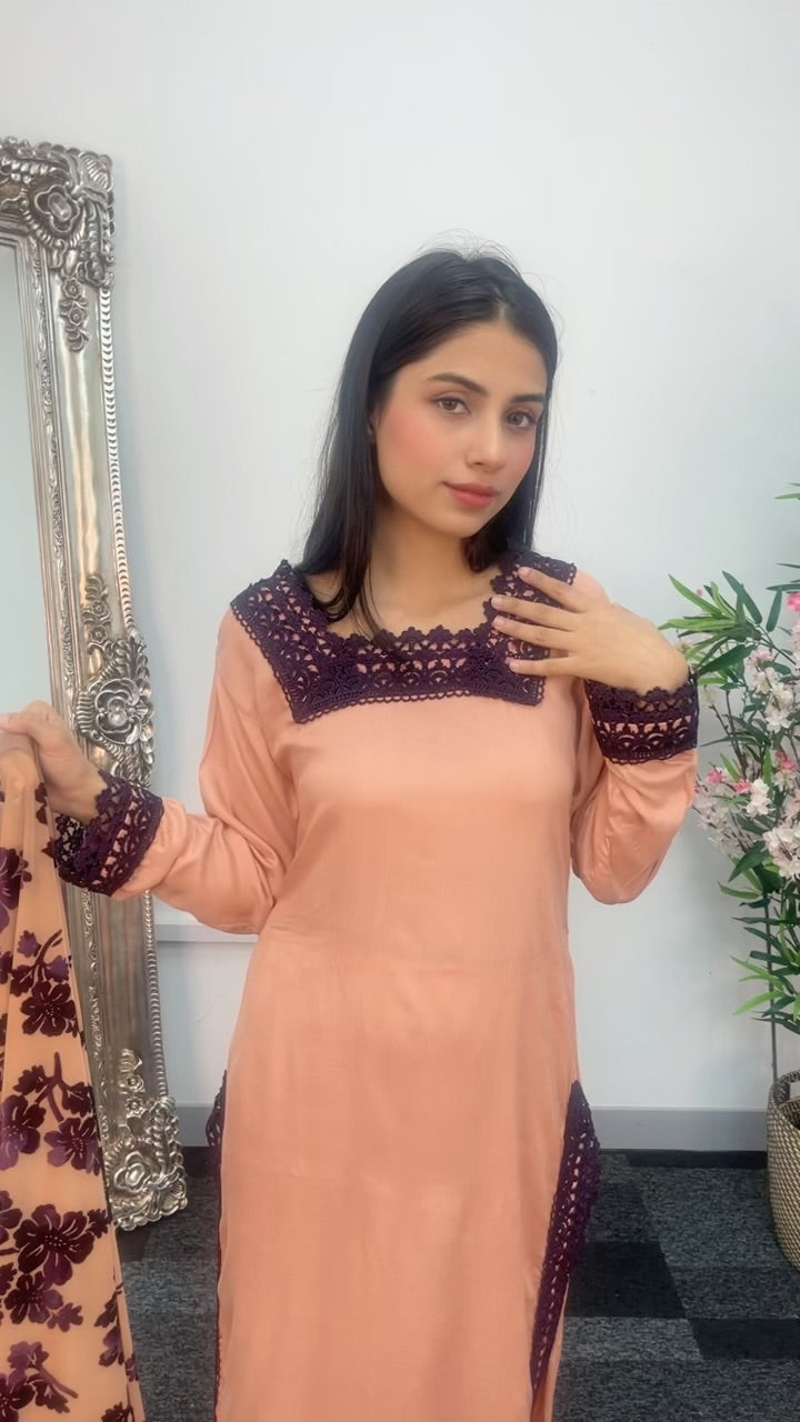 Plachi outfit - maroon