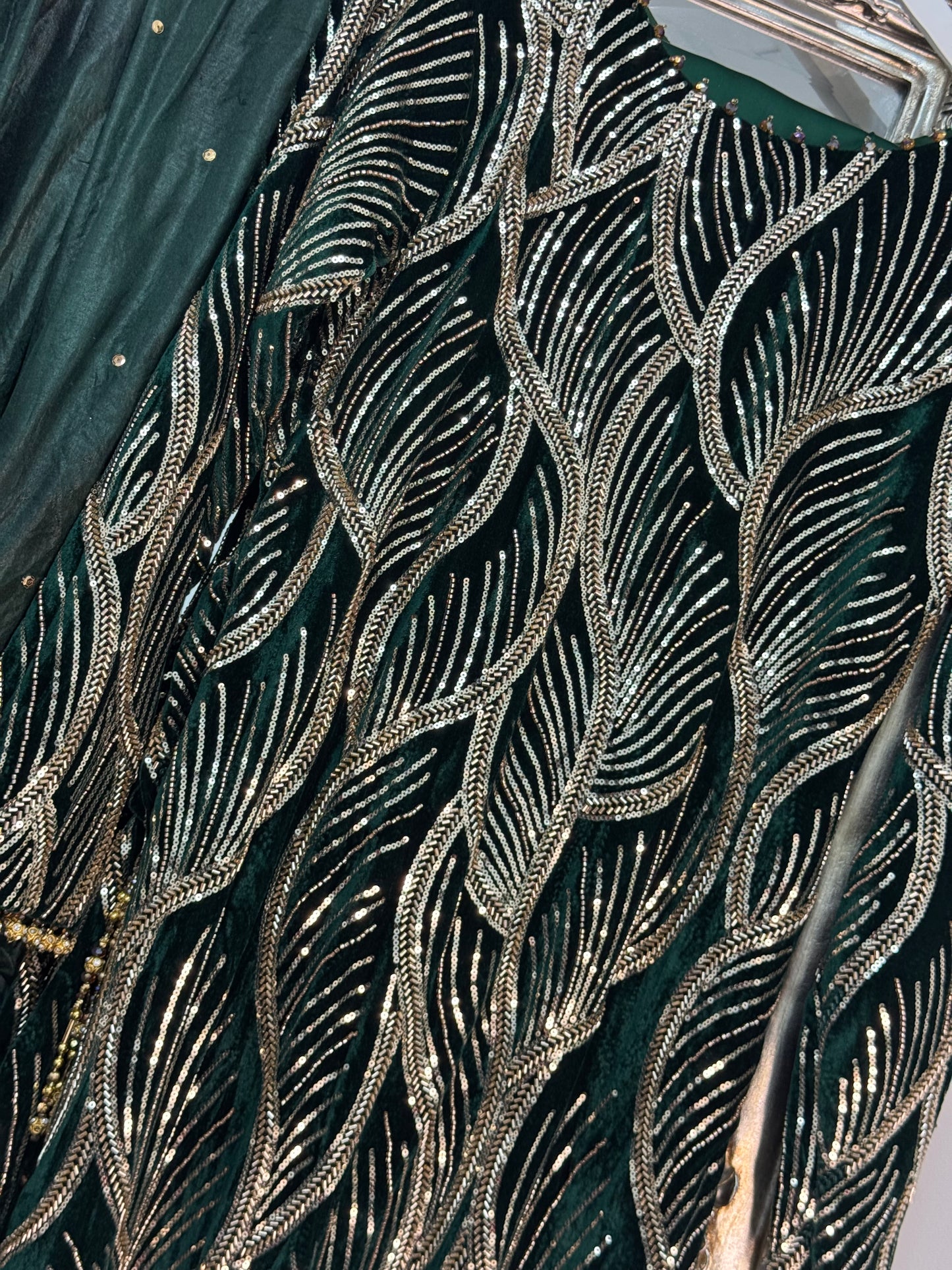 Pia - Cutdana Velvet - Green