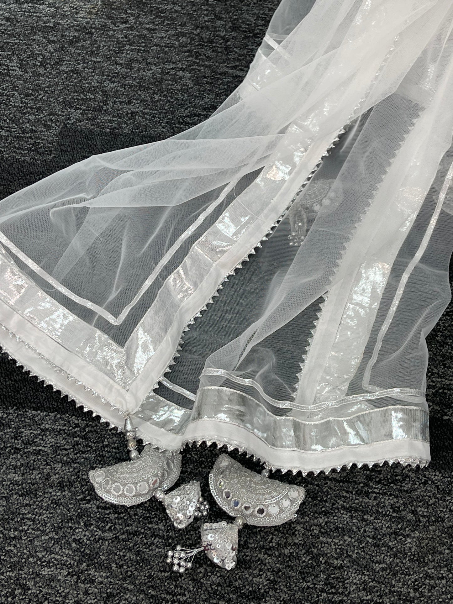 Kareena - Cut Dana Net- White - Karina