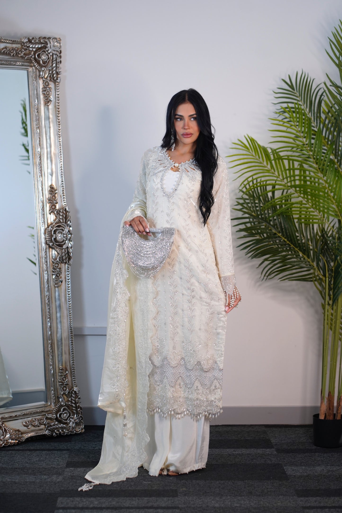 Choori - Cutdana - off white -