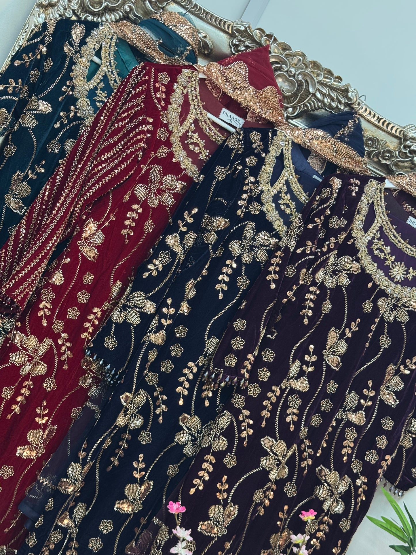 Zeba - Cutdana Velvet- Navy