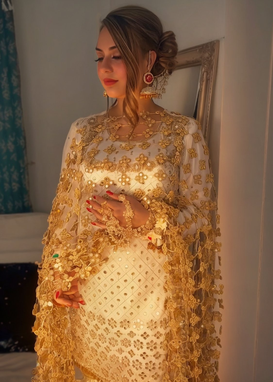 (Preorder 4 weeks) BRIDAL Posheeda Sheesh Dupatta Only - Poshida Sheesha - Mirror dupata