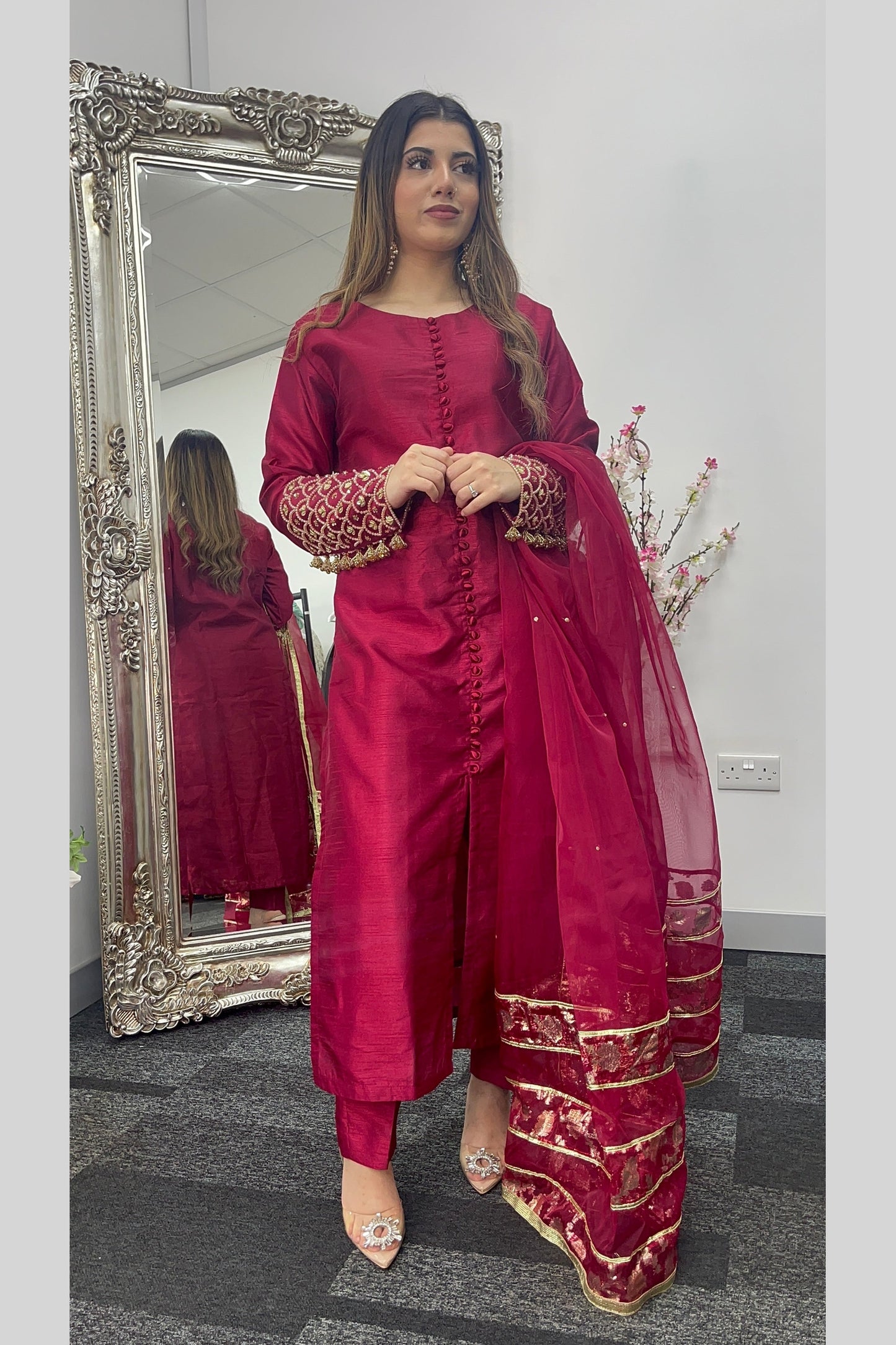 Haseen Laal Jora - Red Outfit - S