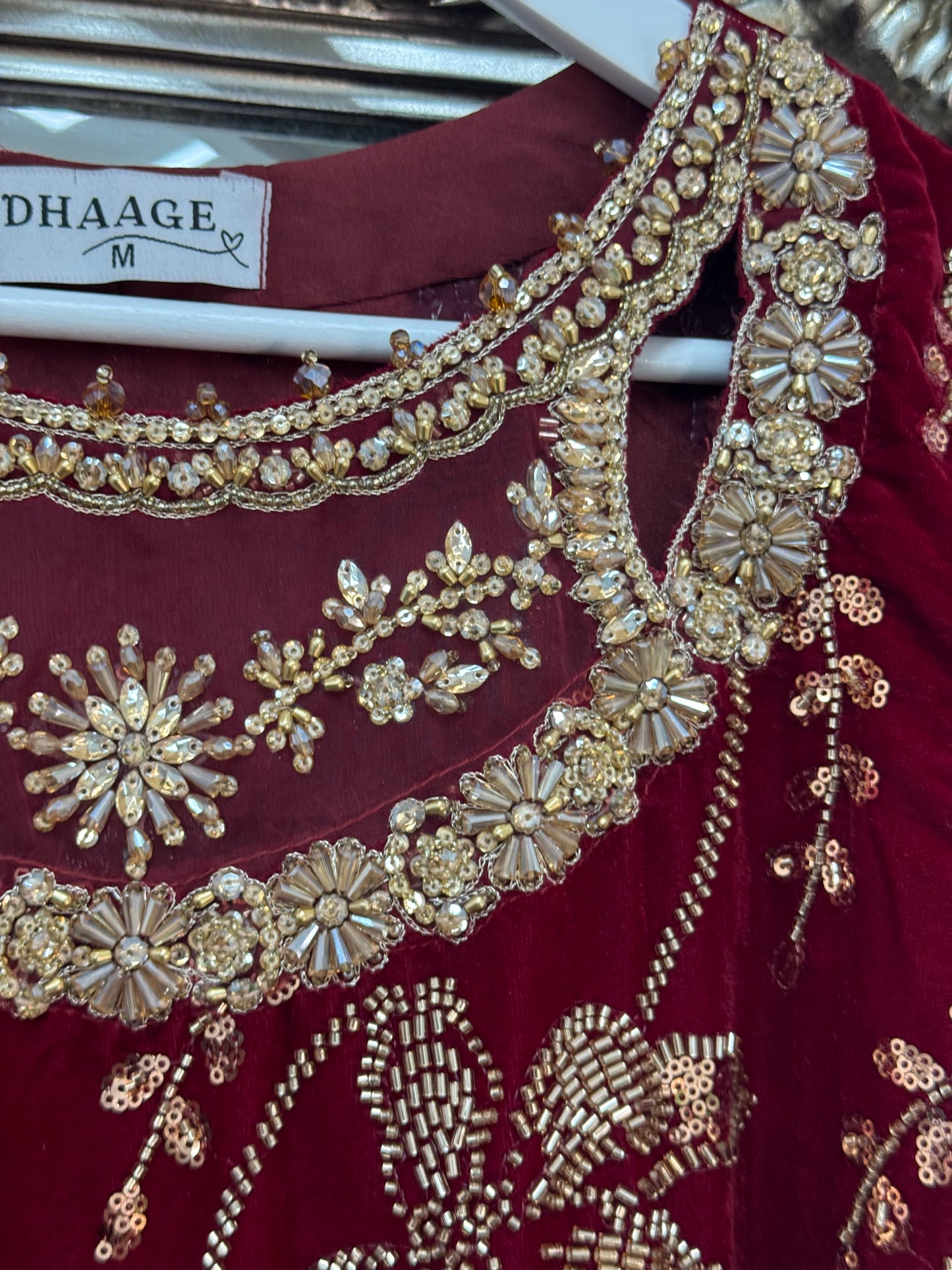 Zeba - Cutdana Velvet- Red