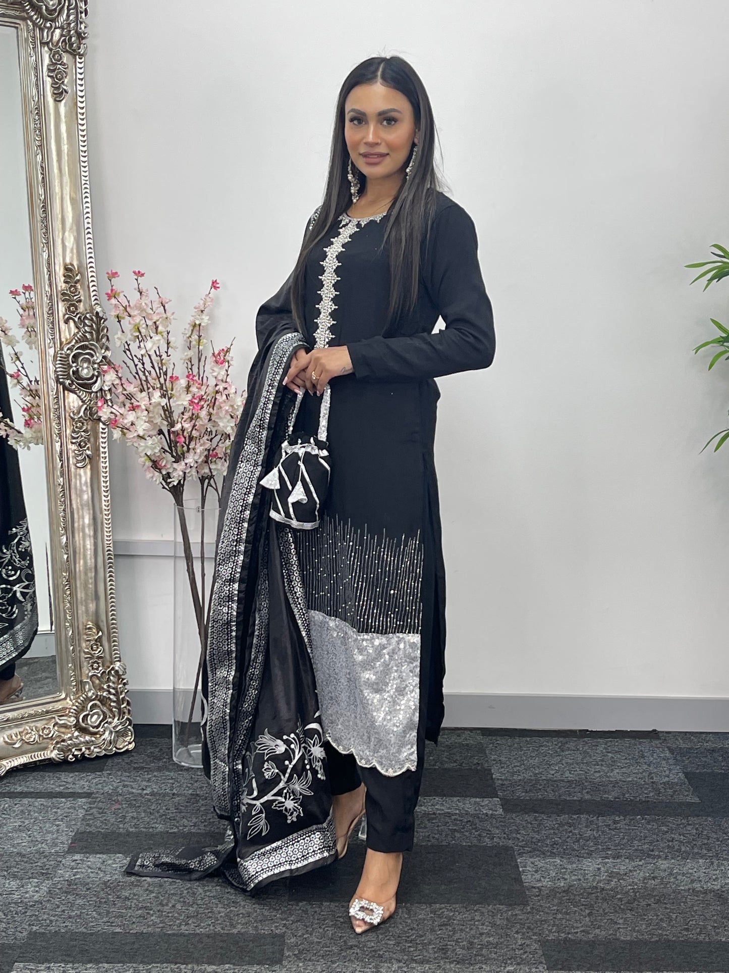 Chandi - Qwali Night - O