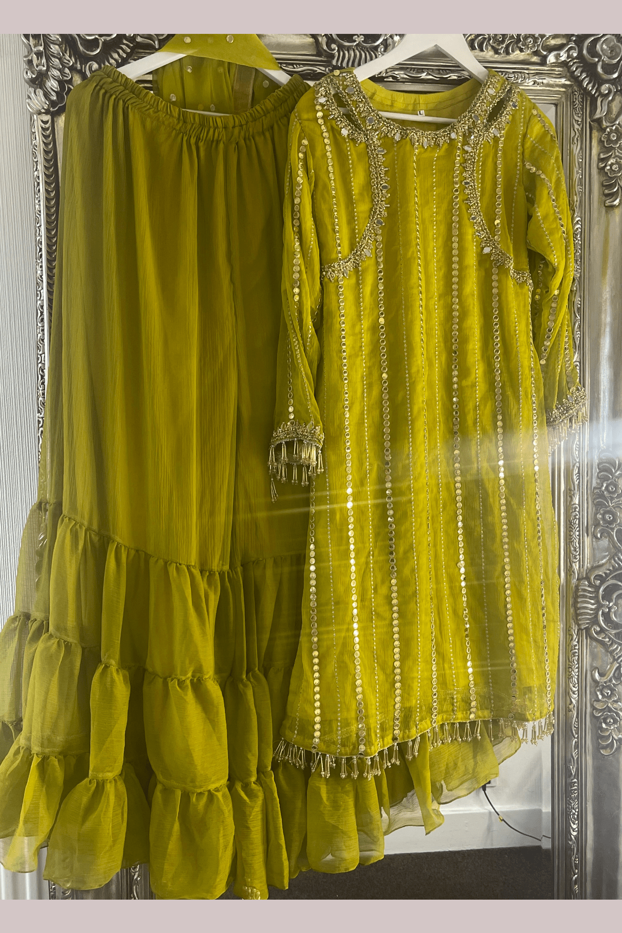 Farshi Garara Dhani - Farshee - J