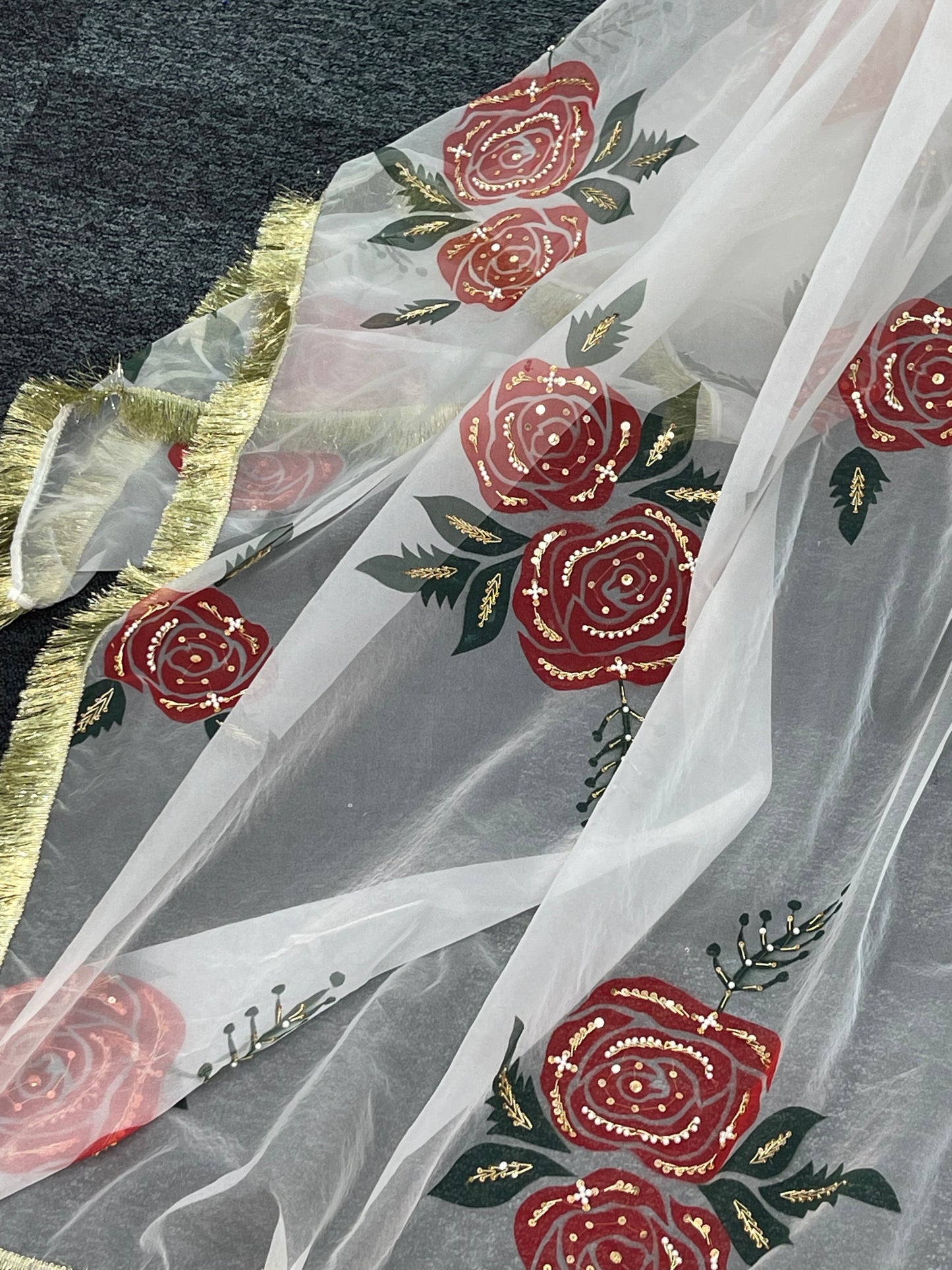 Safaid  Gulab - Garara - R