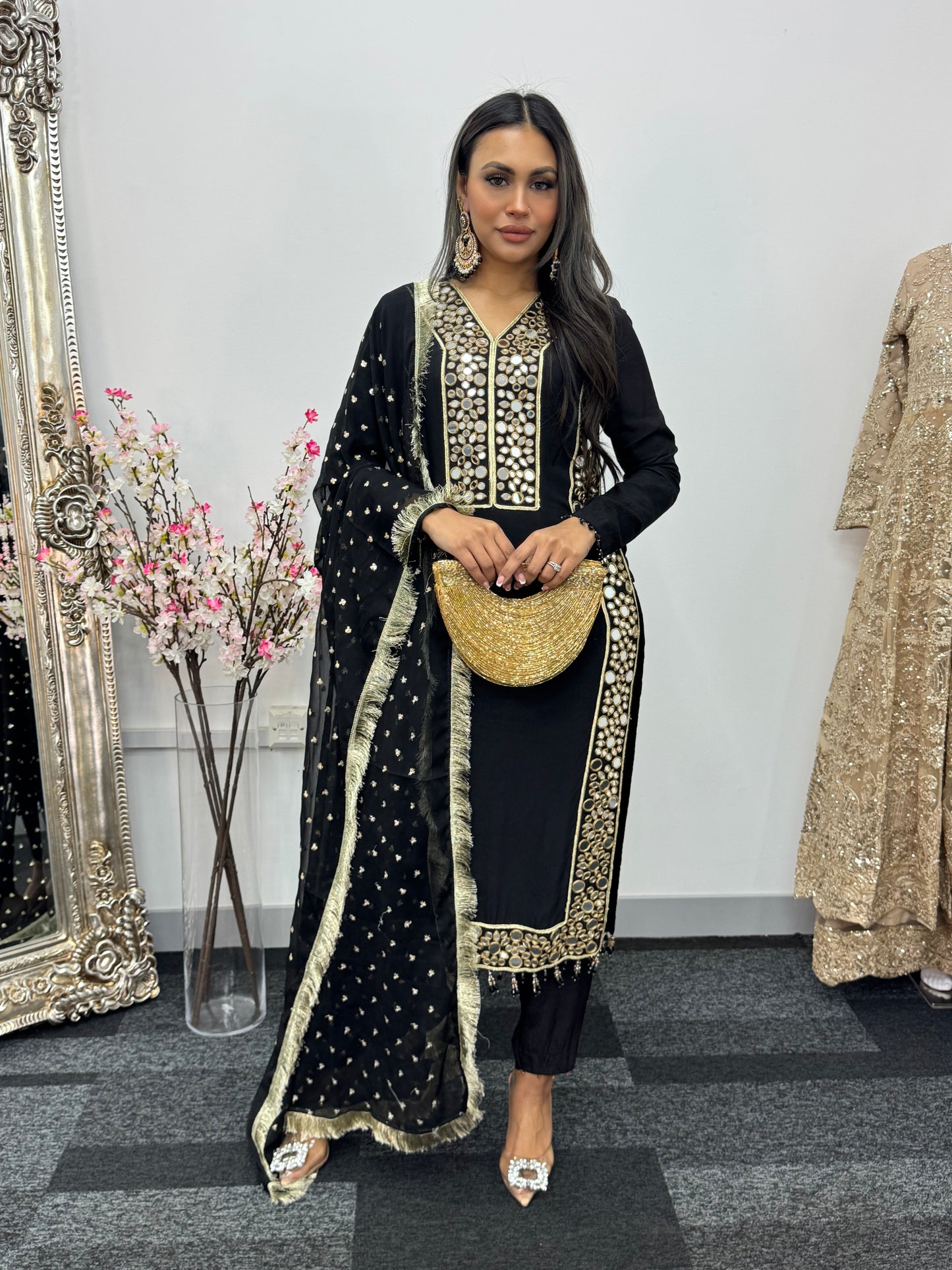 Jhilmil - Mirror Black - H