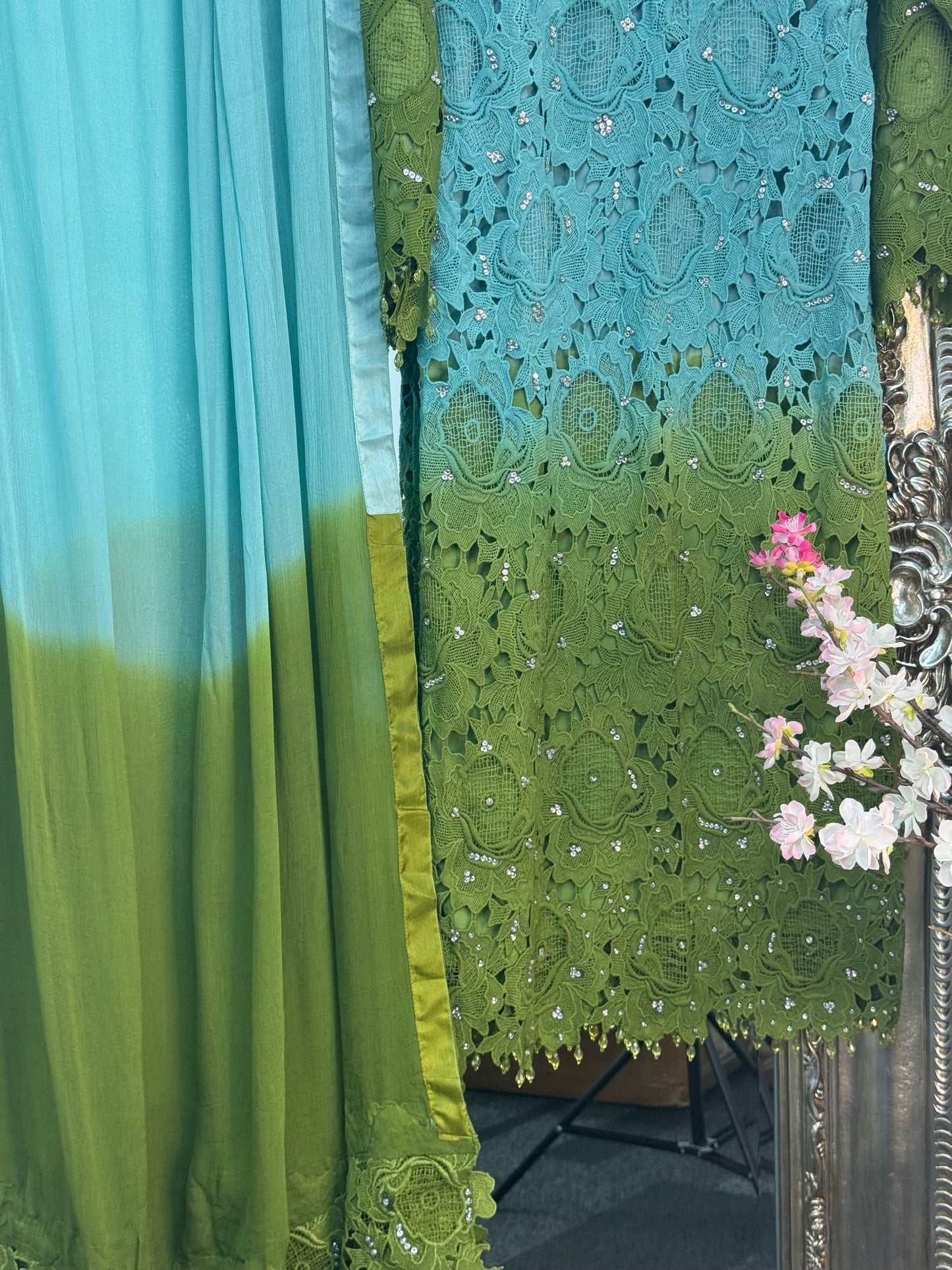 Parisa - Ombre Lacy Crochet -