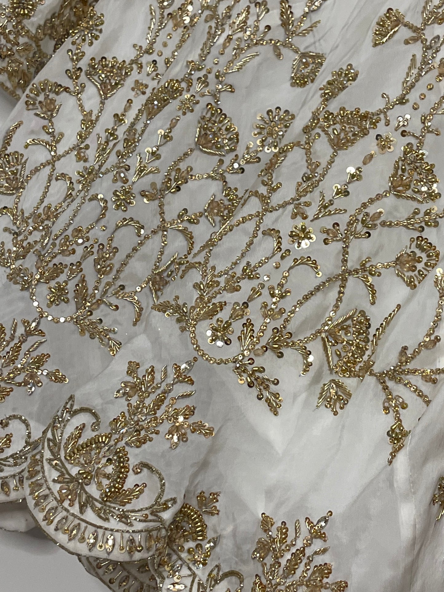 (Preorder 4 weeks) - ISHQ - Off white - Cream