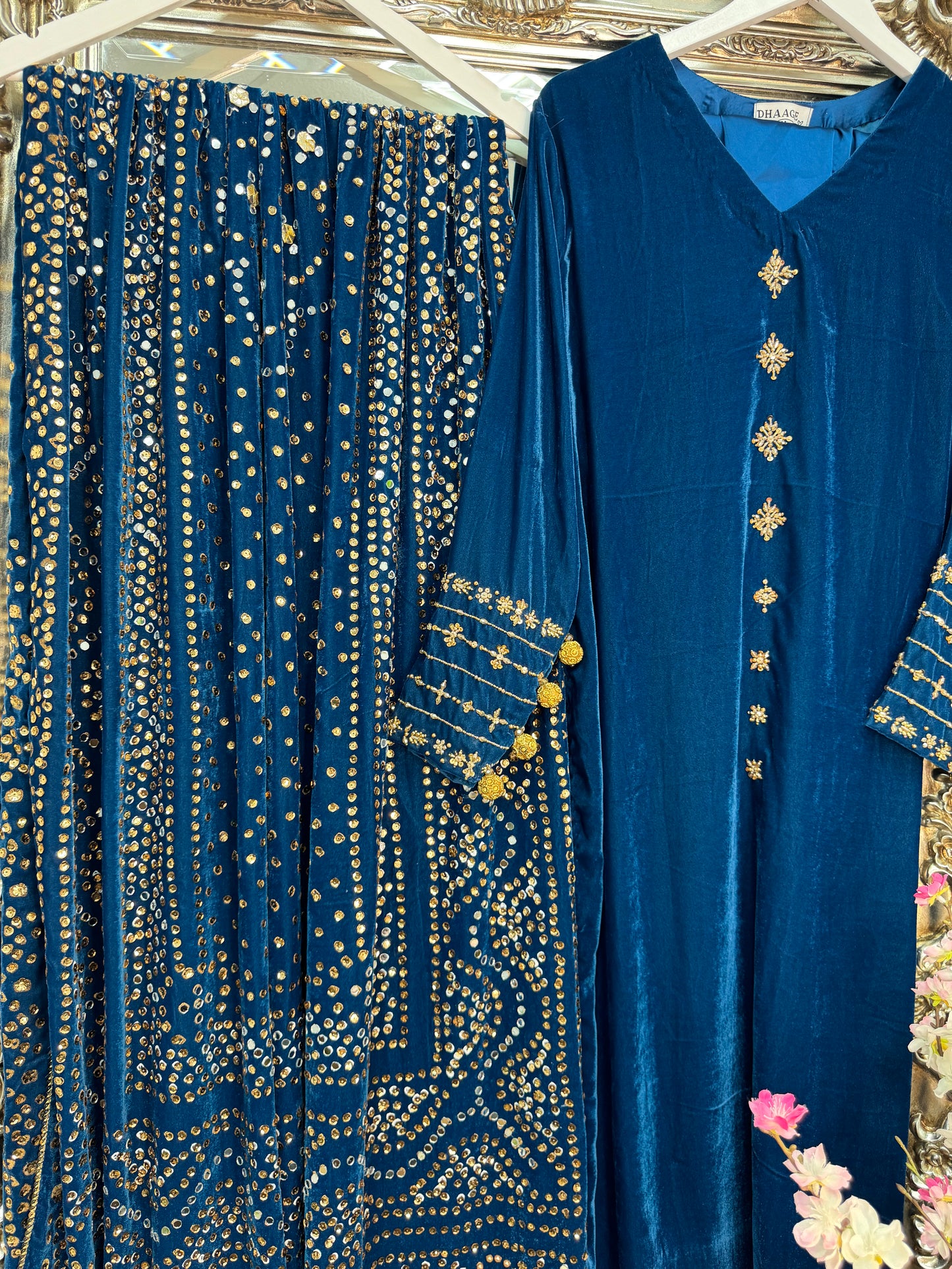 Komal - Teal Blue - Velvet