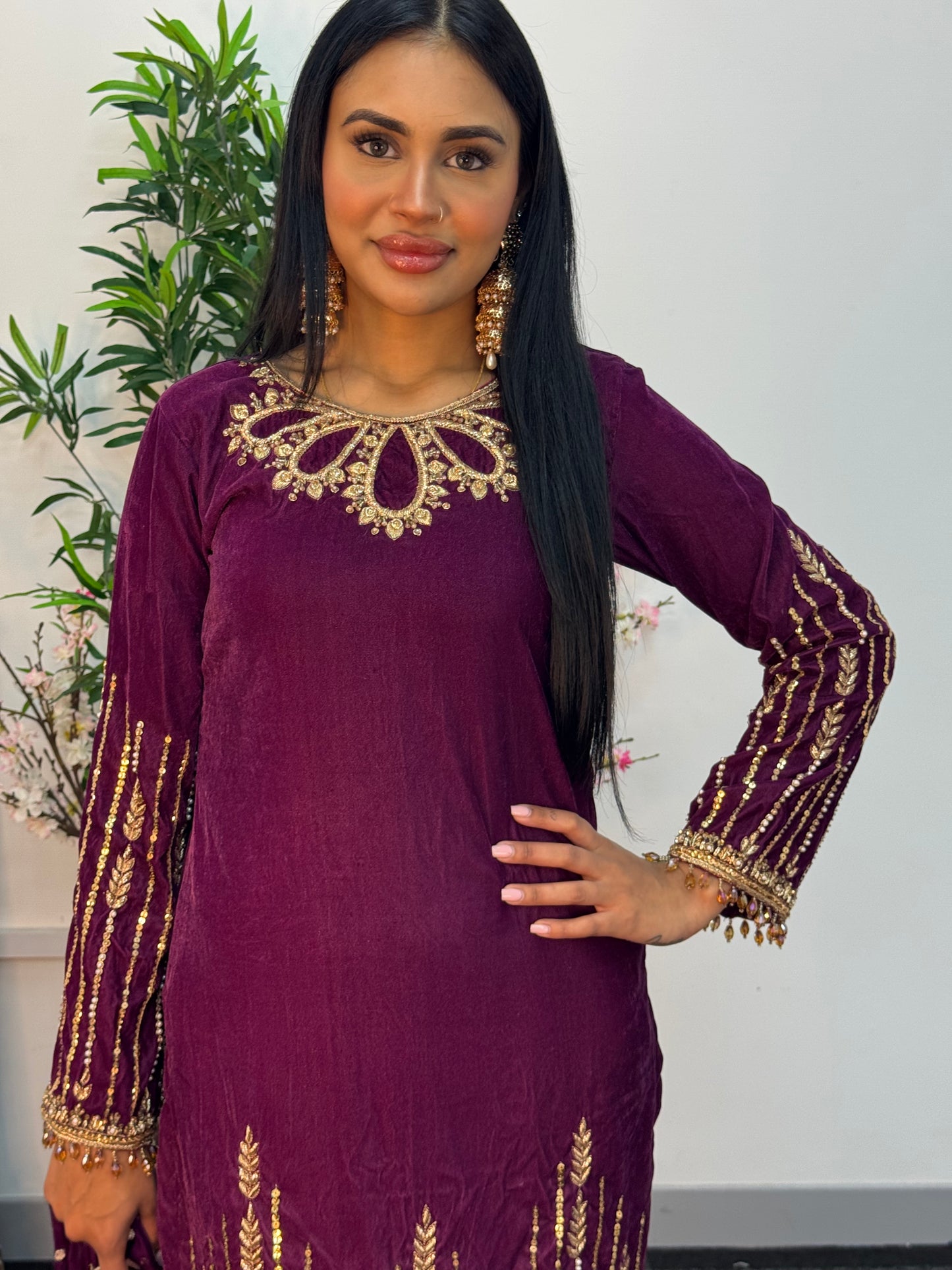 (Preorder 4 weeks) Khawab - Plum Velvet Pret -