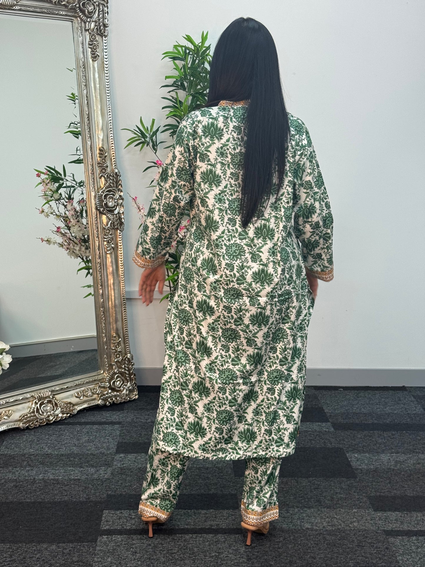 Daily Wear - 2 PC Printed Linen - Green