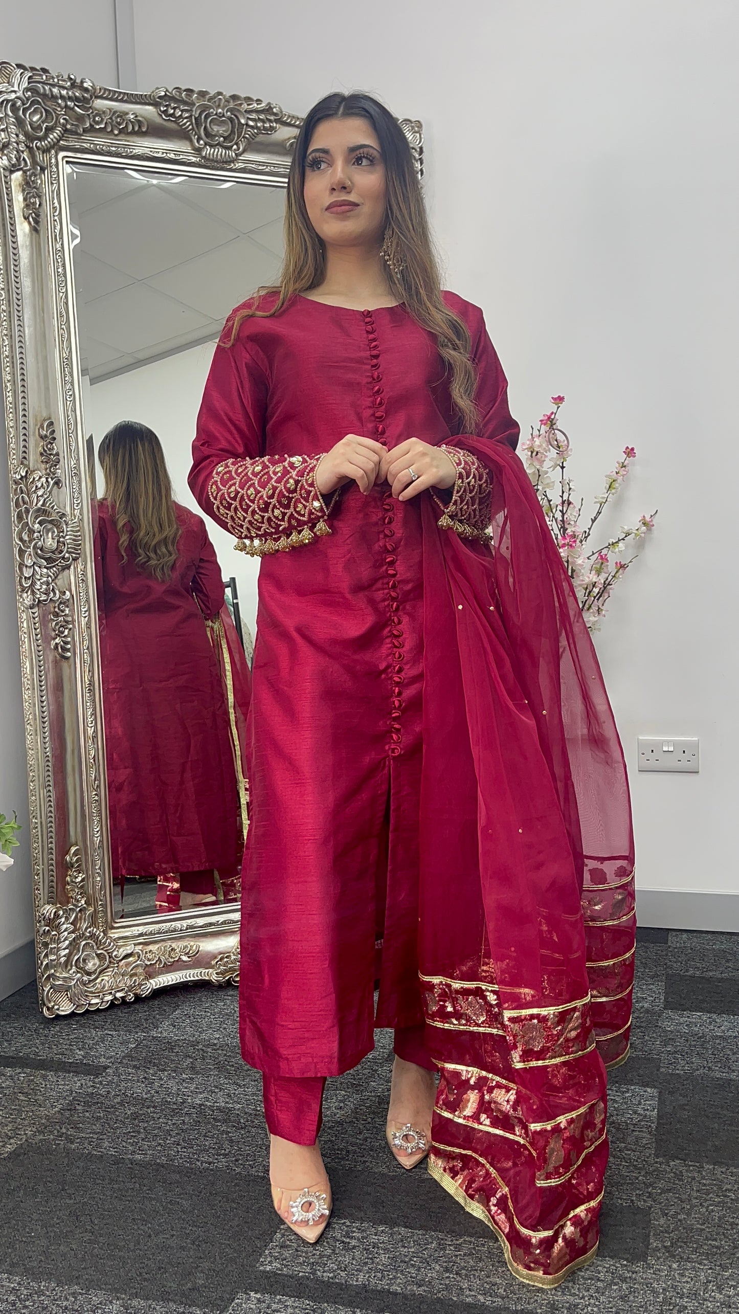 Haseen Laal Jora - Red Outfit - S