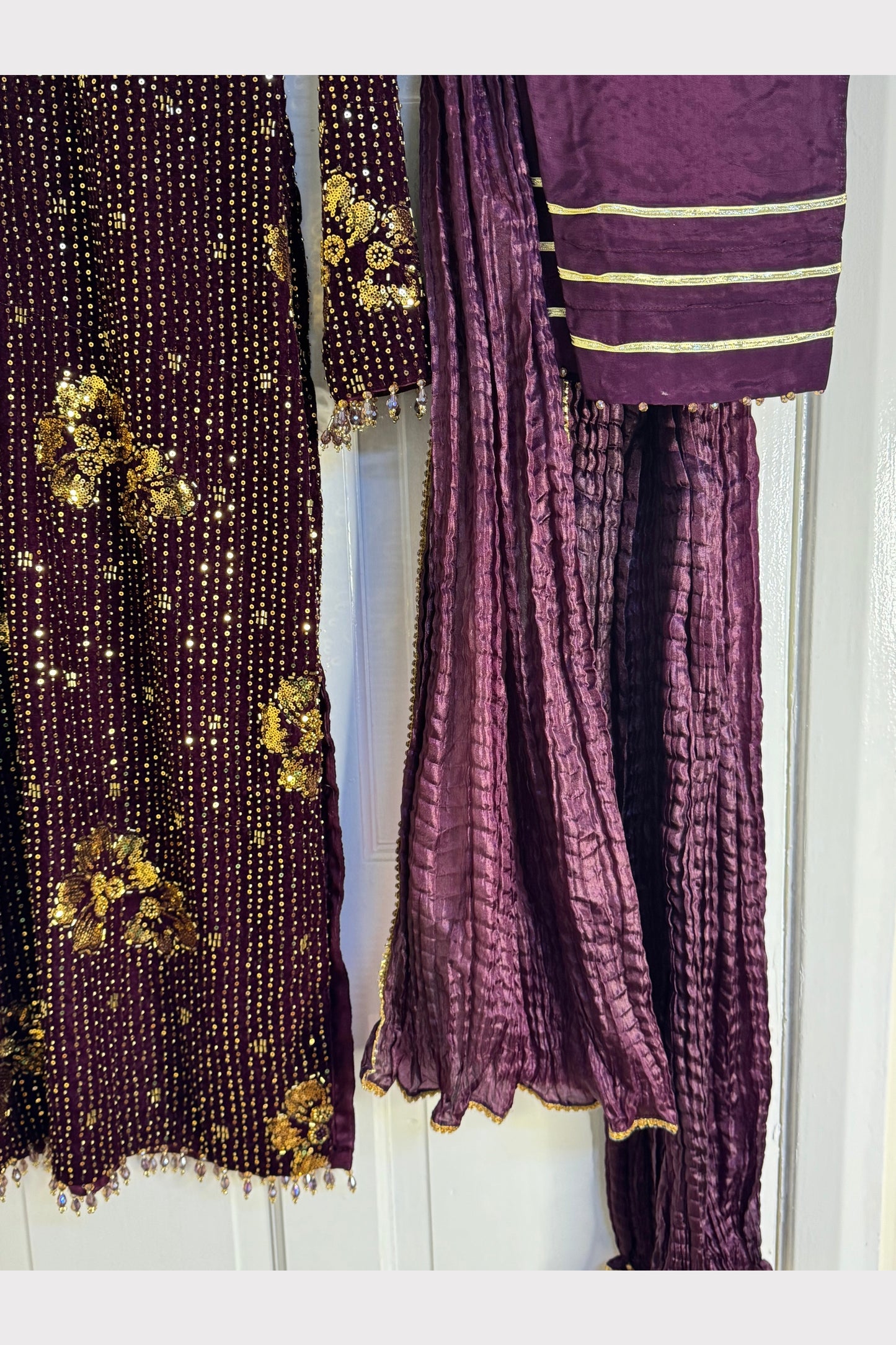 Dil bahar - Cutdana Velvet - Purple