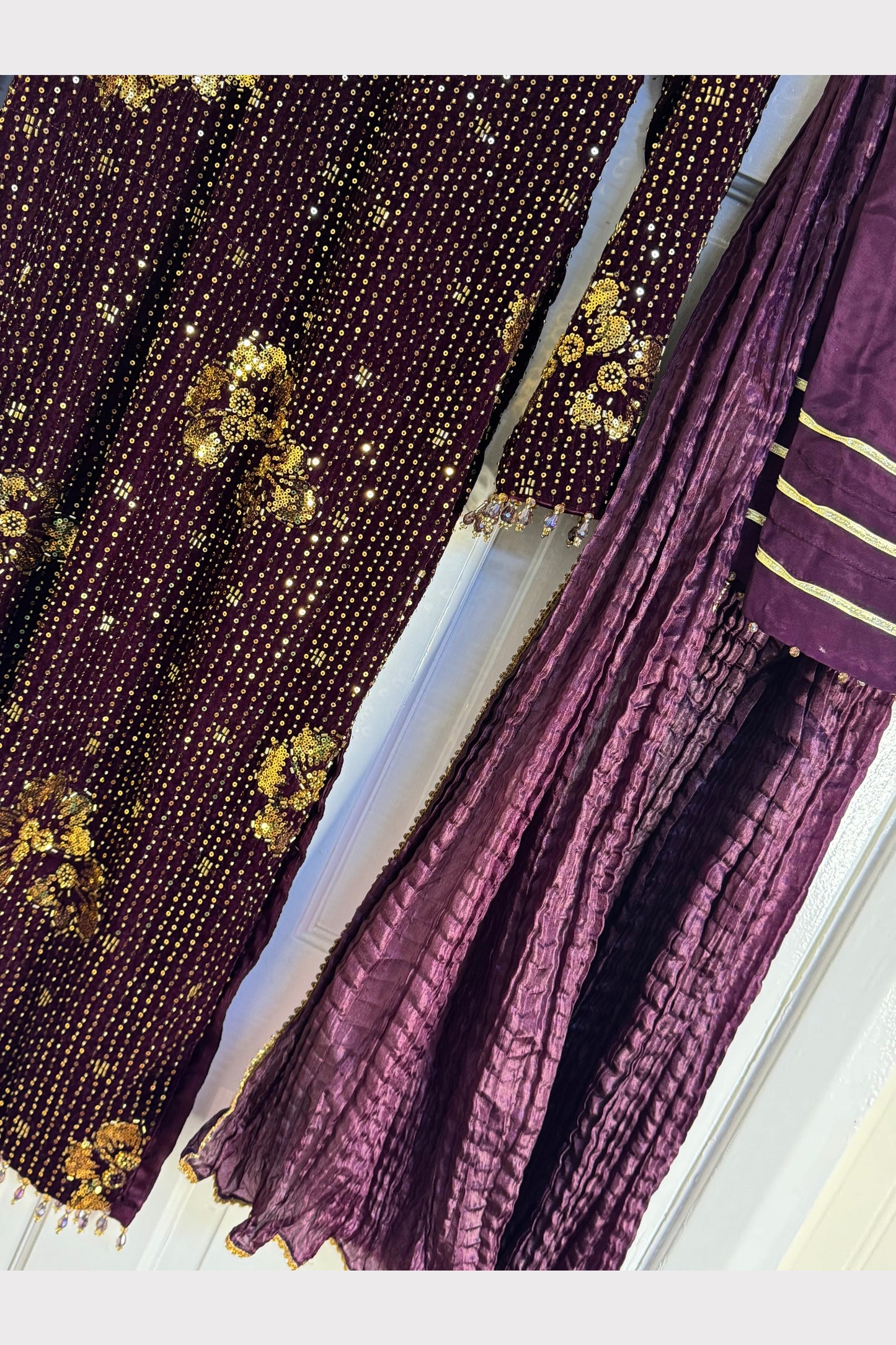 Dil bahar - Cutdana Velvet - Purple