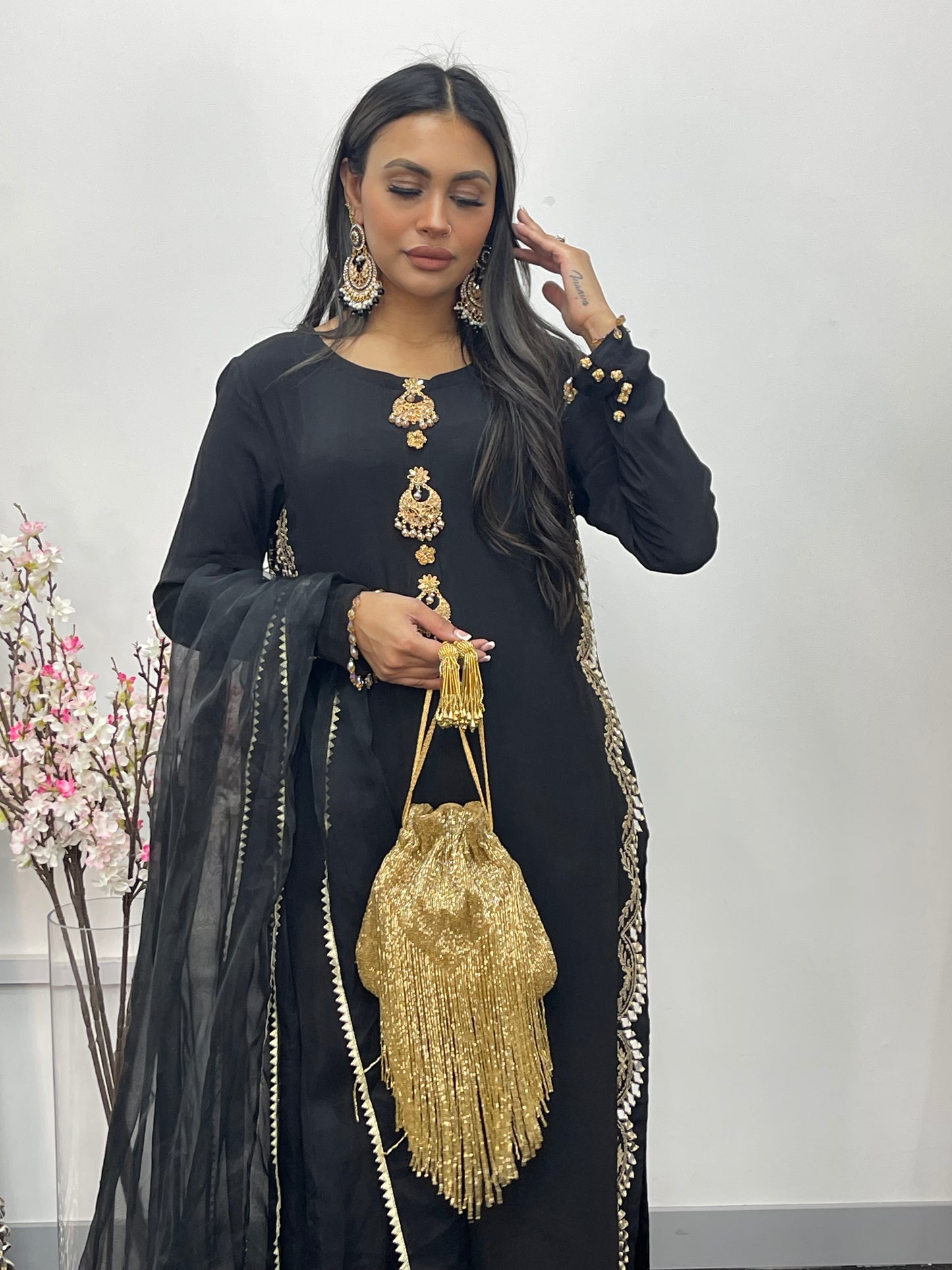 Sheesh Mahal - Black