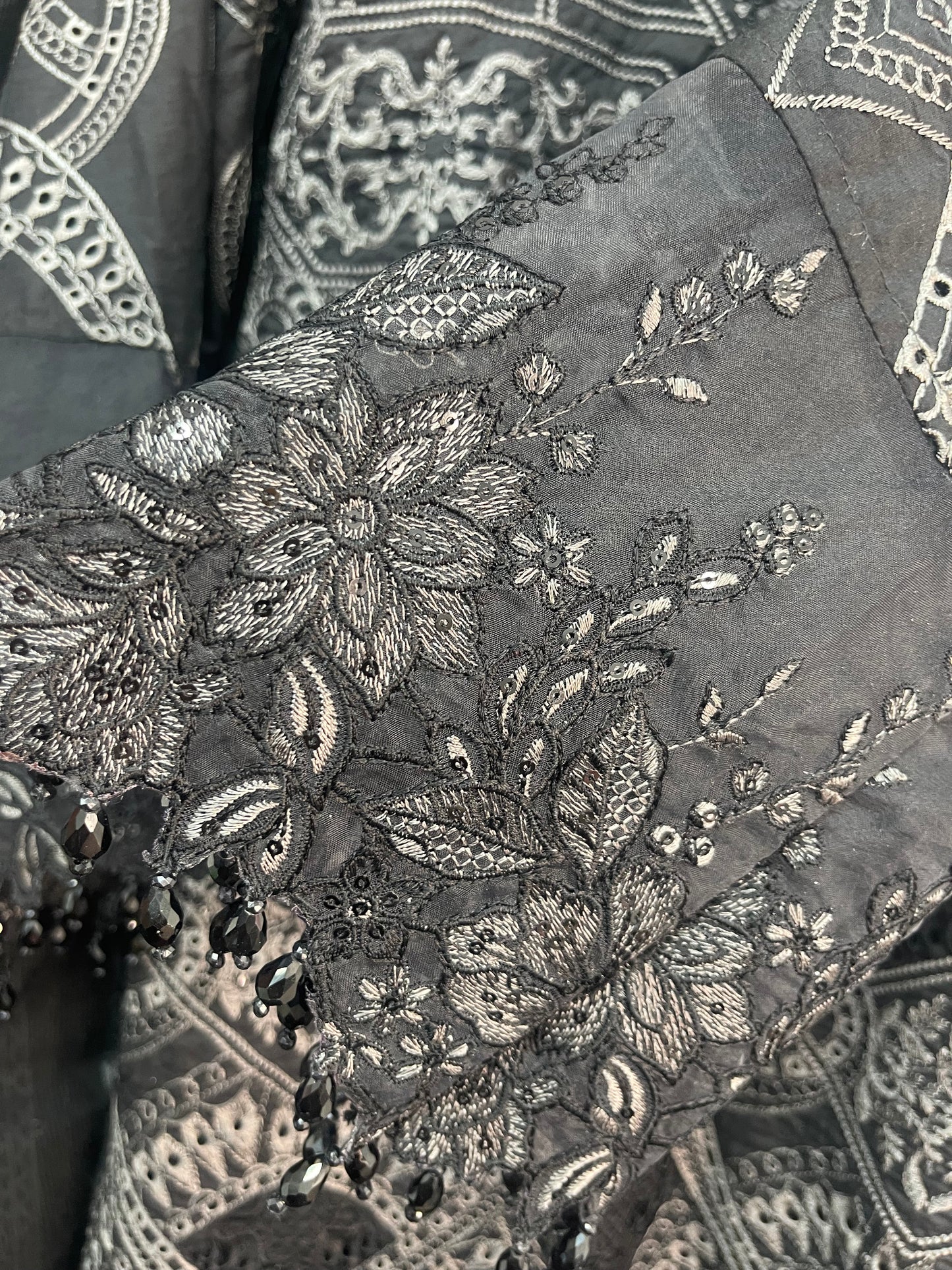 Maria B Inspired - Luxury Lawn 25 -