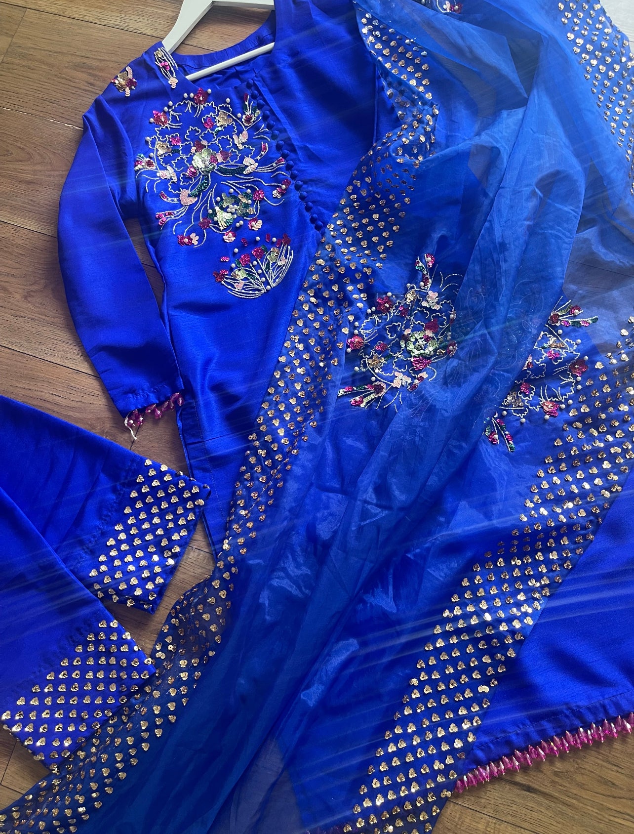 Phul Jhari - Blue Pret -