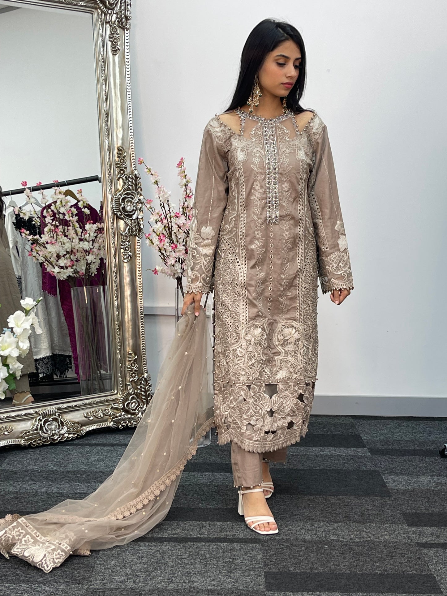 Maria B Inspired - Luxury Lawn 25 -