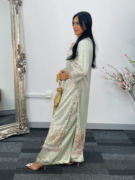 Sahara - CutDana - sage green - AC