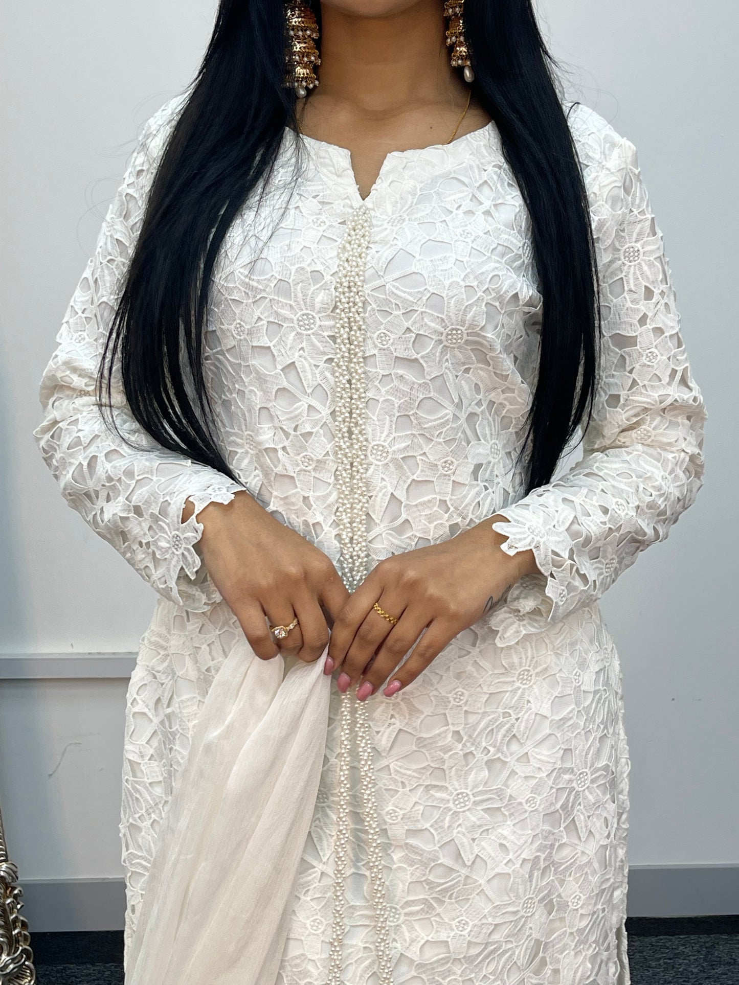 Naaz - Farshi - White - G