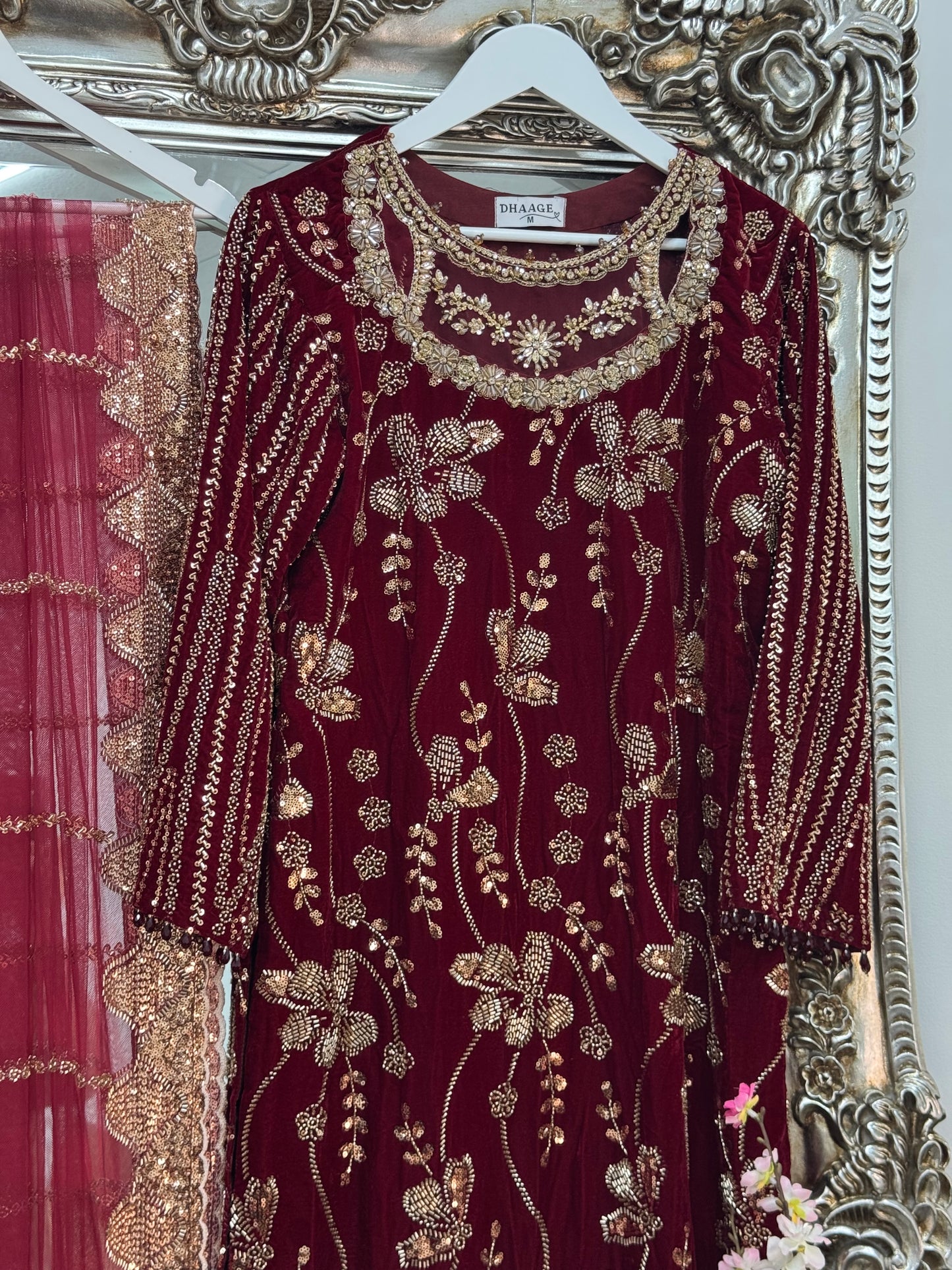 Zeba - Cutdana Velvet- Red
